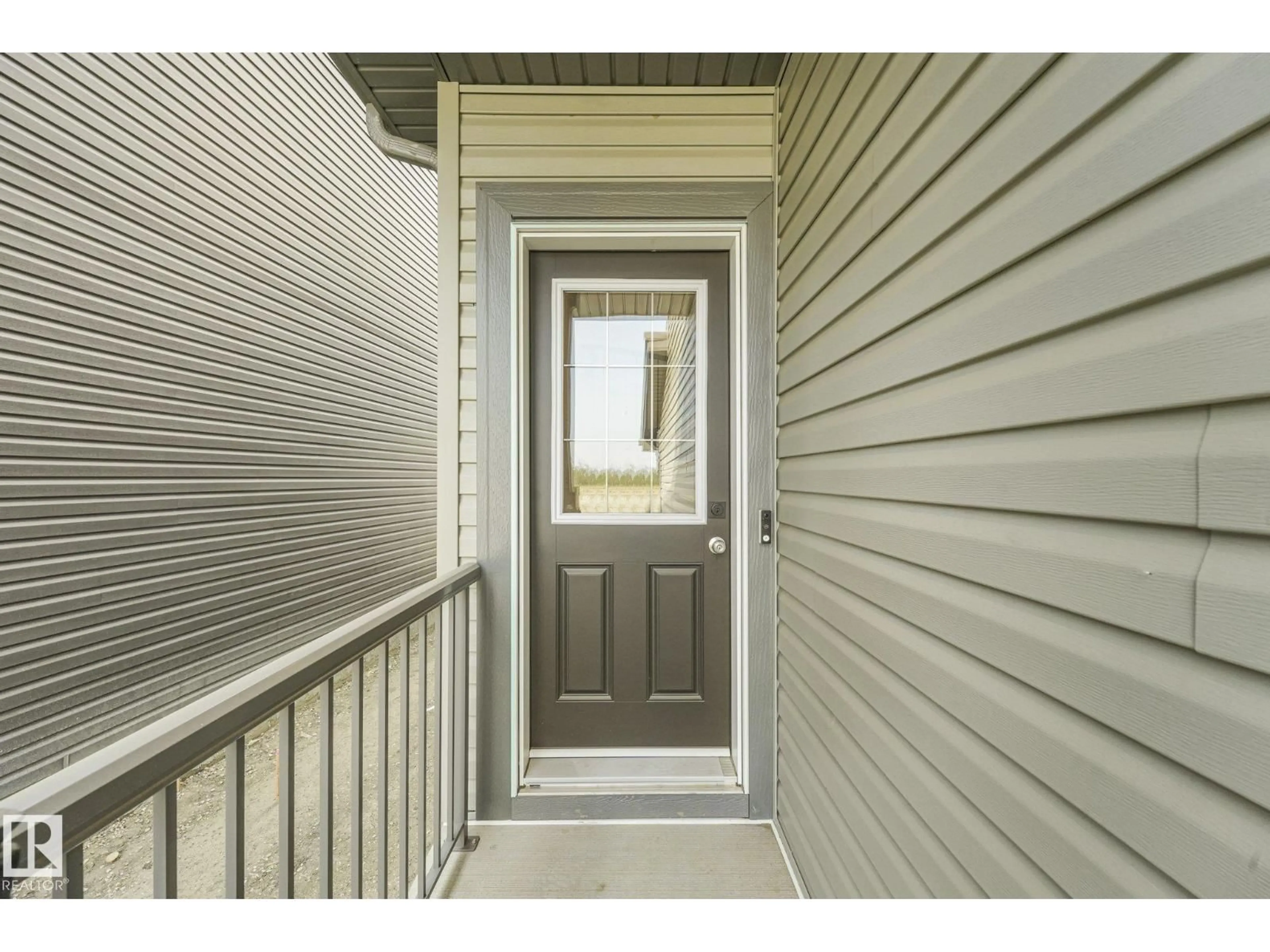 Indoor entryway for NE - 511 157 AV, Edmonton Alberta T5Y4N2