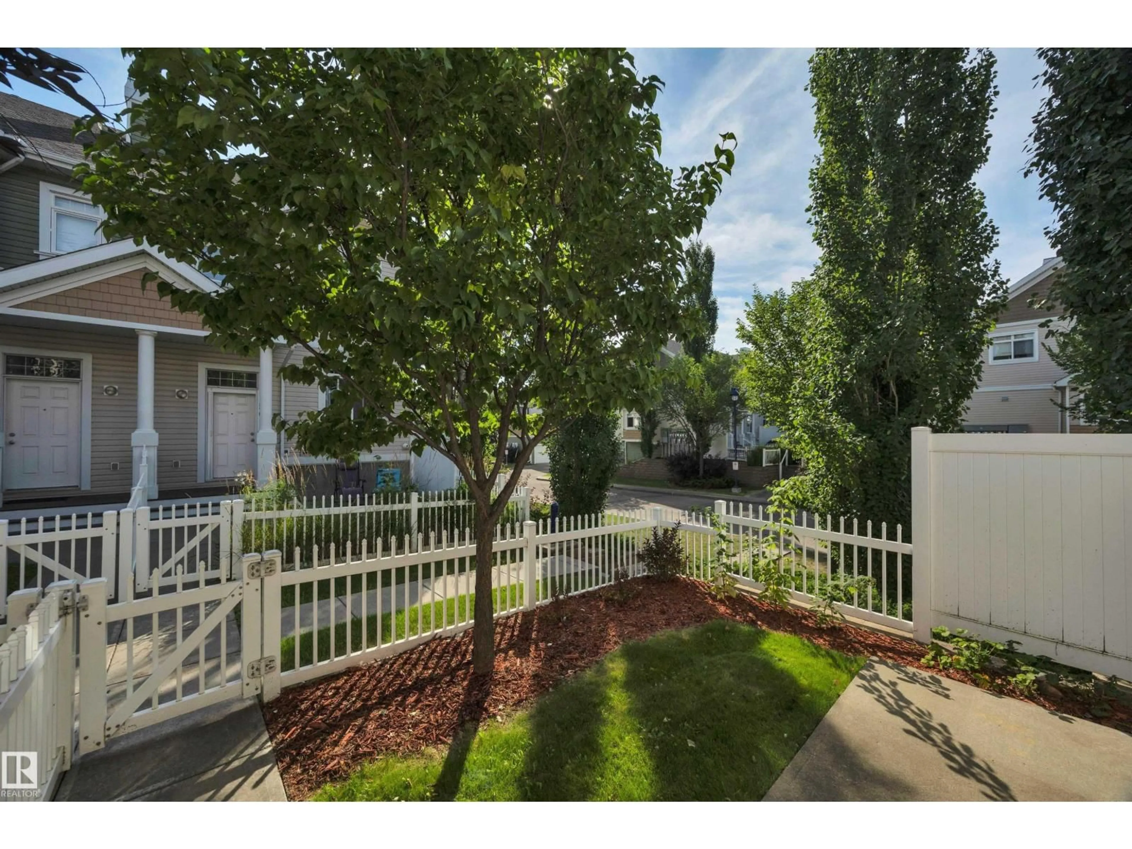 A pic from outside/outdoor area/front of a property/back of a property/a pic from drone, street for #73 - 1804 70 ST, Edmonton Alberta T6X0H4