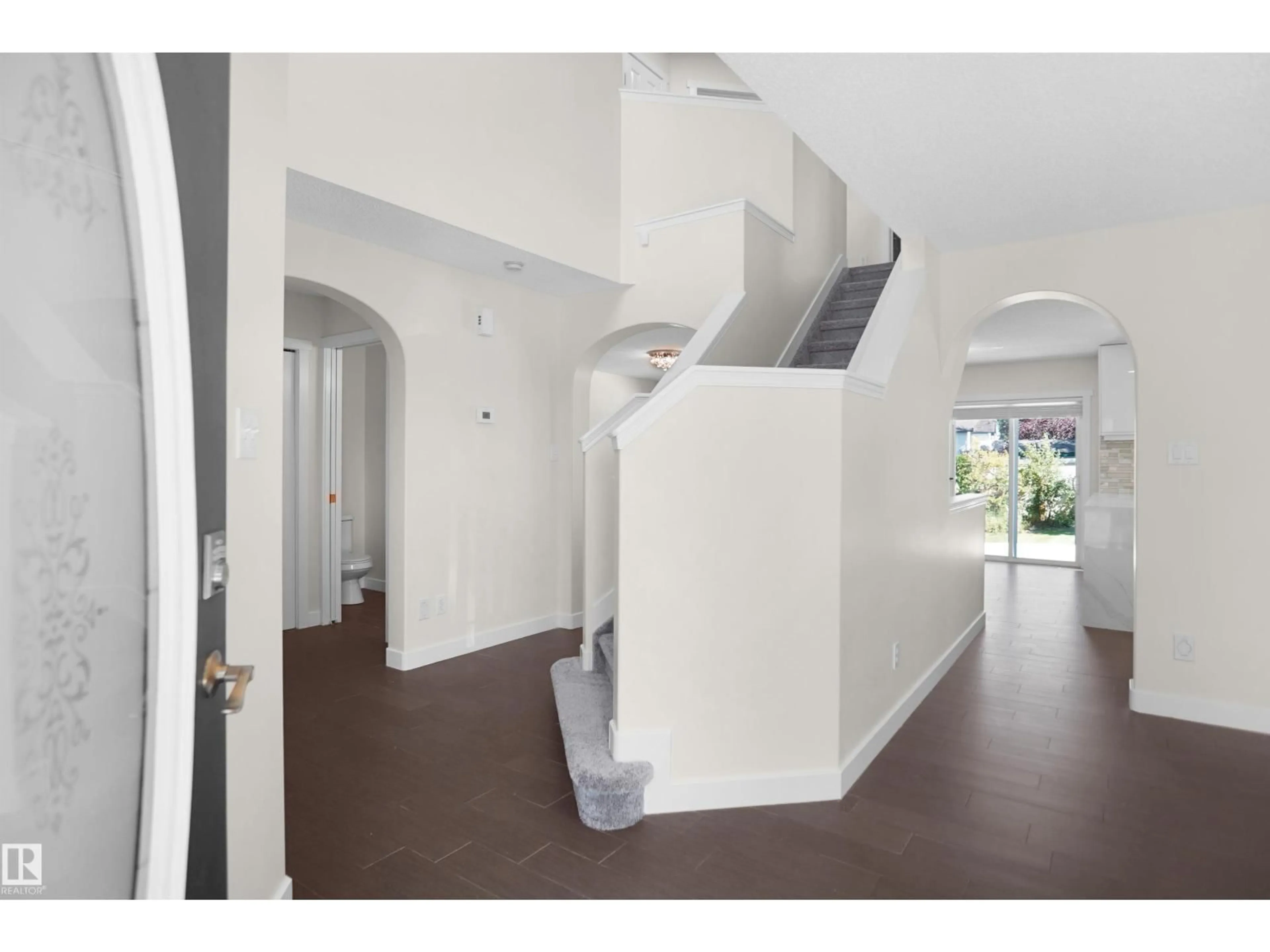 Indoor foyer for 19 CHRISTINA WY, Sherwood Park Alberta T8H2G7