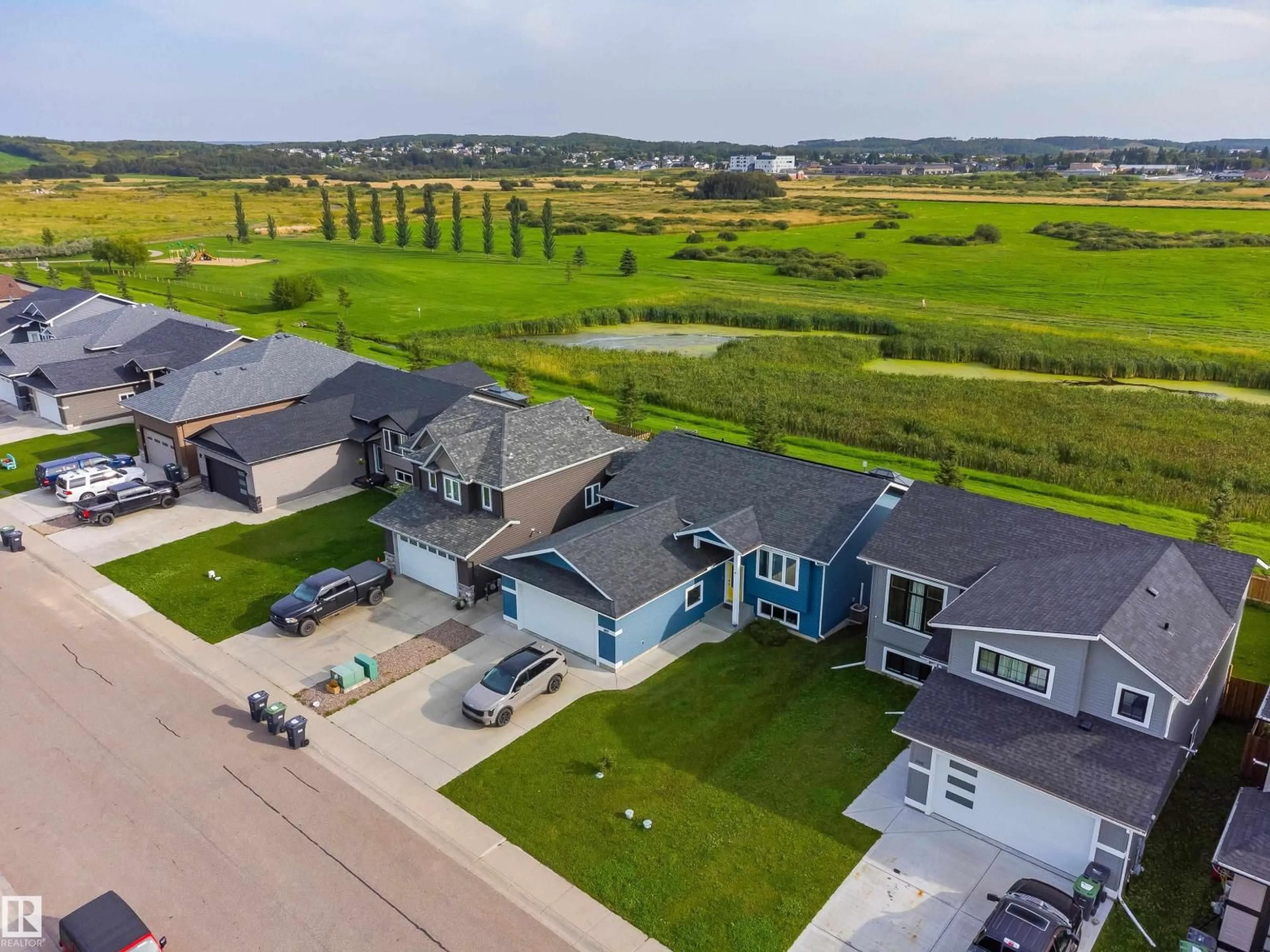 A pic from outside/outdoor area/front of a property/back of a property/a pic from drone, unknown for 4927 57 AV, Cold Lake Alberta T9M0E7