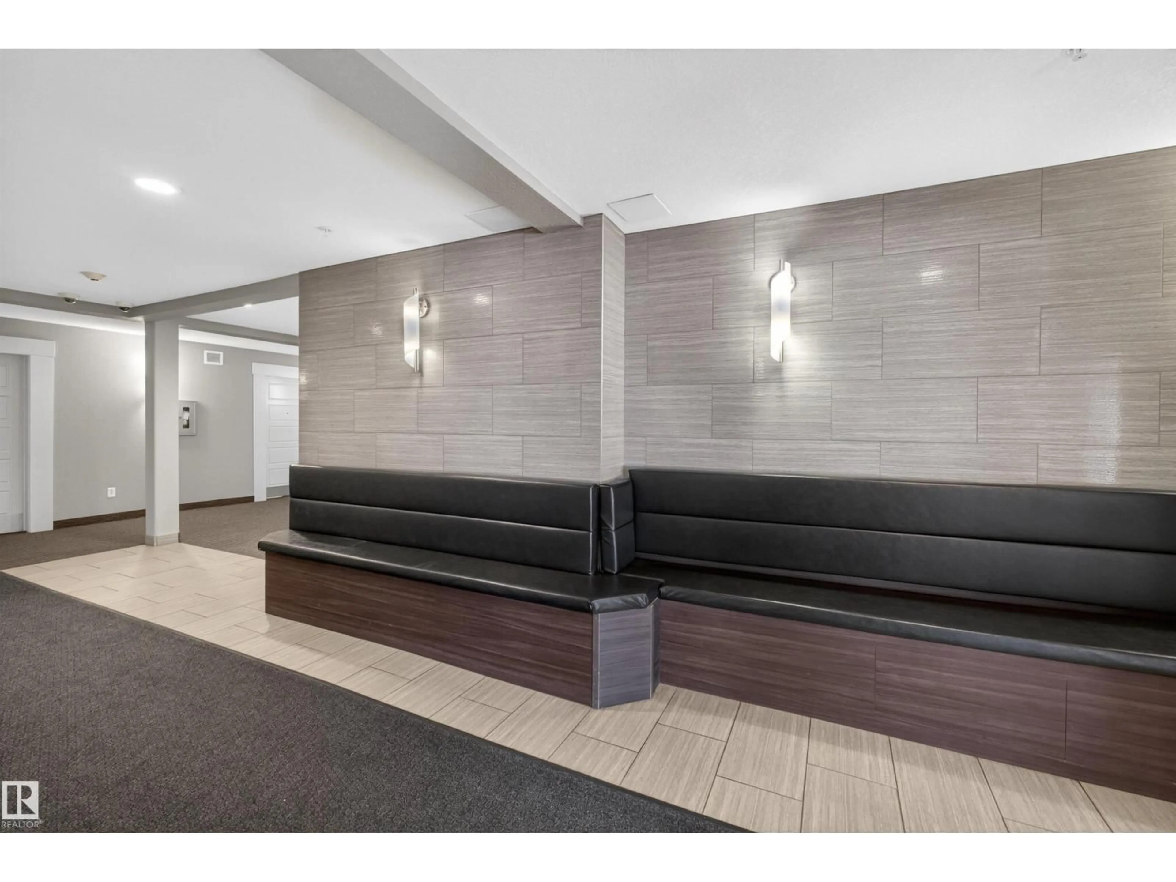 Lobby for 215 - 6084 STANTON DR, Edmonton Alberta T6X0Z4