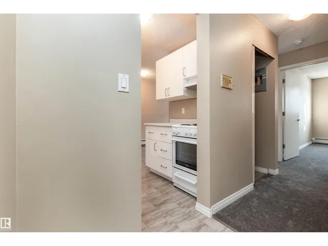 B01 - 10620 104 ST NW, Edmonton 4
