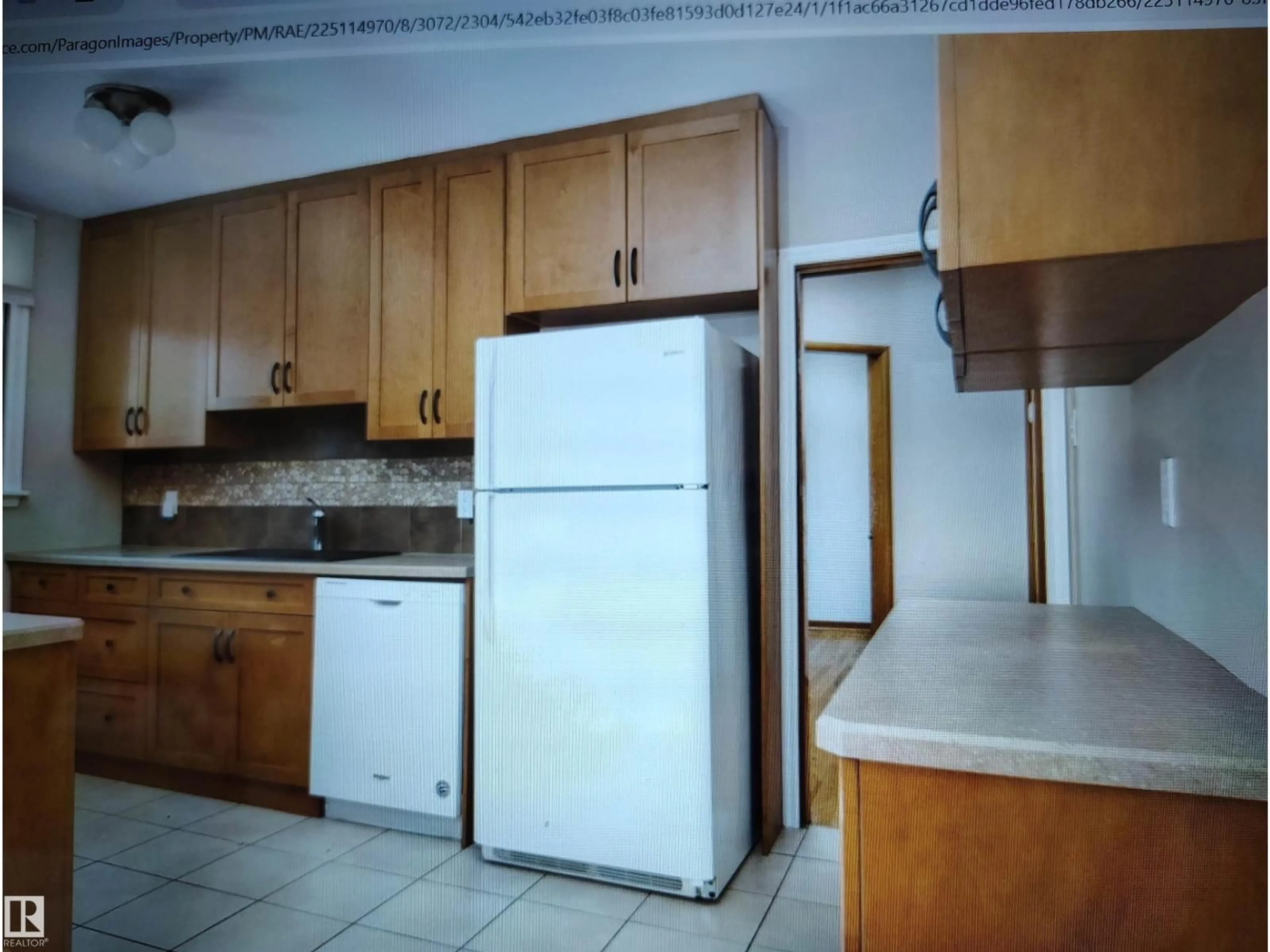 Standard kitchen, unknown for NW - 11730 125 ST, Edmonton Alberta T5M0N6