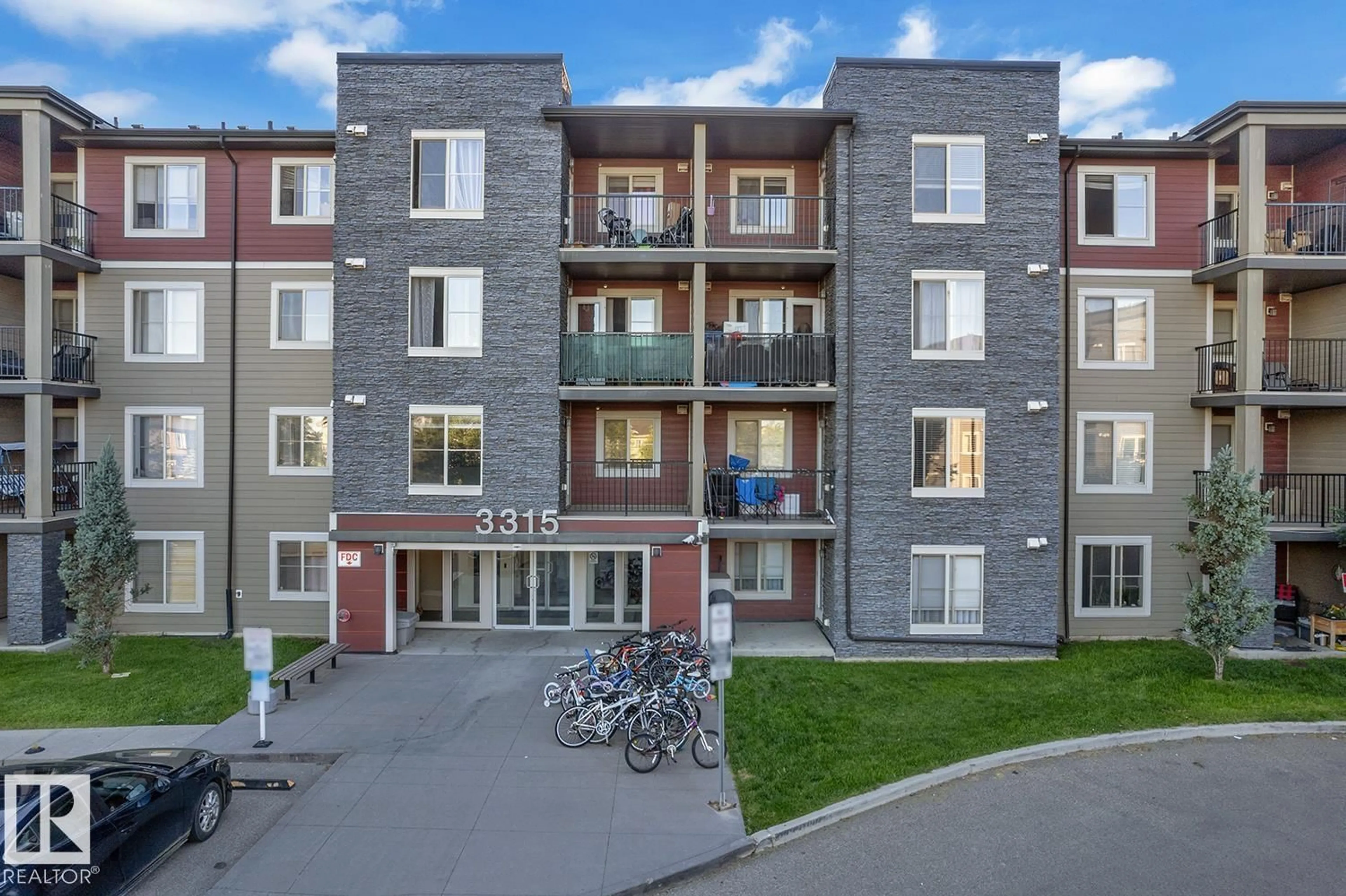 Patio, building for 430 - 3315 JAMES MOWATT TR, Edmonton Alberta T6W3L9