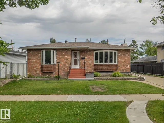 NW - 16706 80 AV, Edmonton 2
