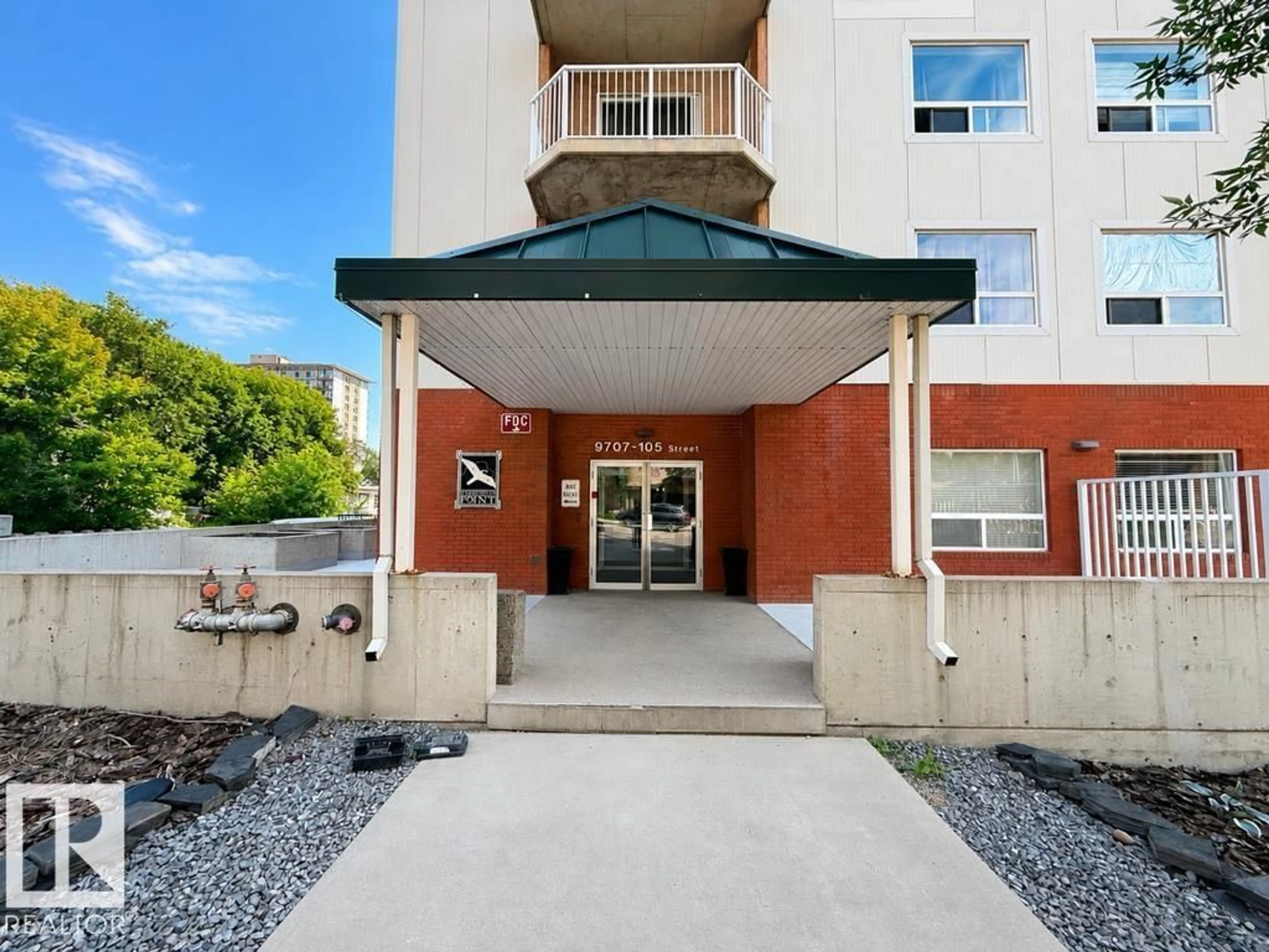 Unknown for 505 - 9707 105 ST, Edmonton Alberta T5K2Y4