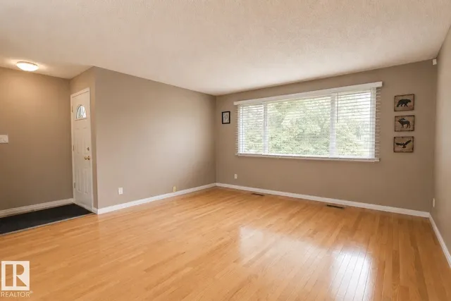 882 KNOTTWOOD RD S, Edmonton 5