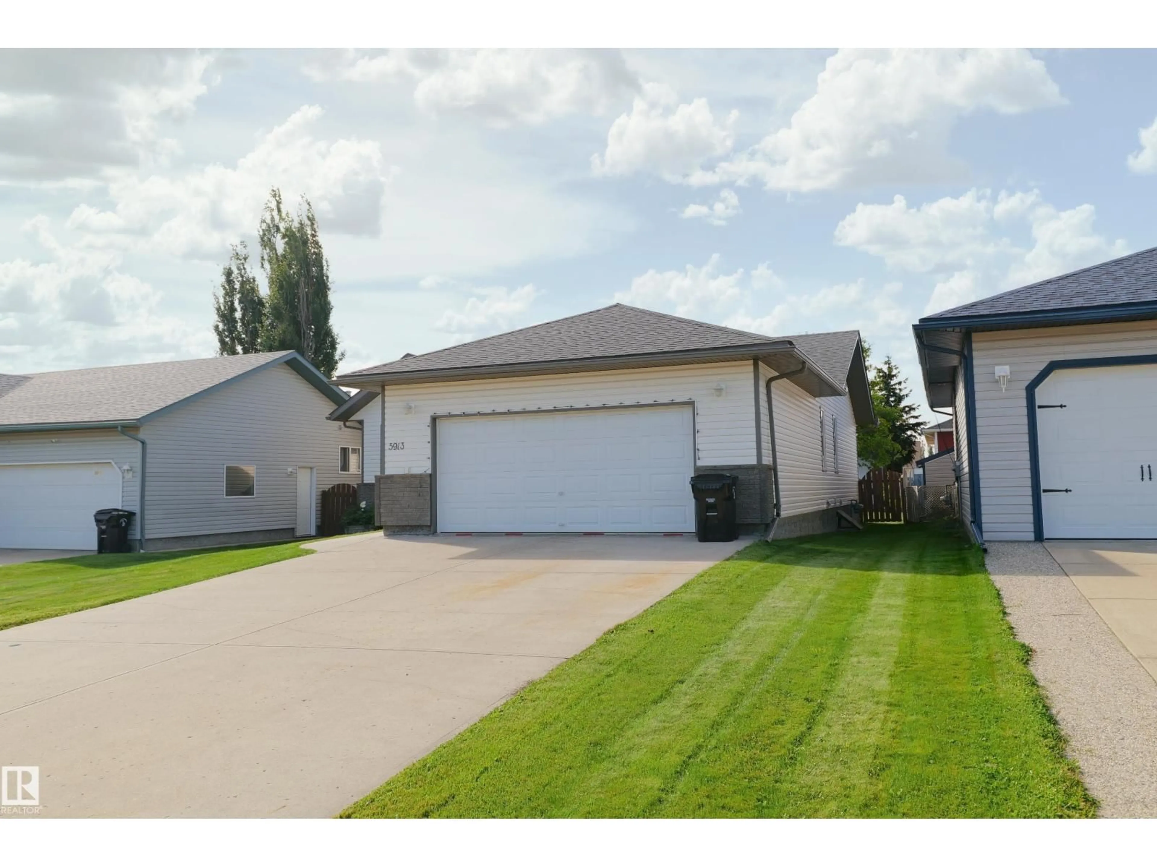 Unknown for 5913 52 AVENUE, Barrhead Alberta T7N1N6