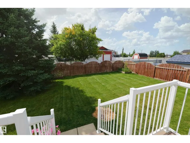 5913 52 AVENUE, Barrhead 5