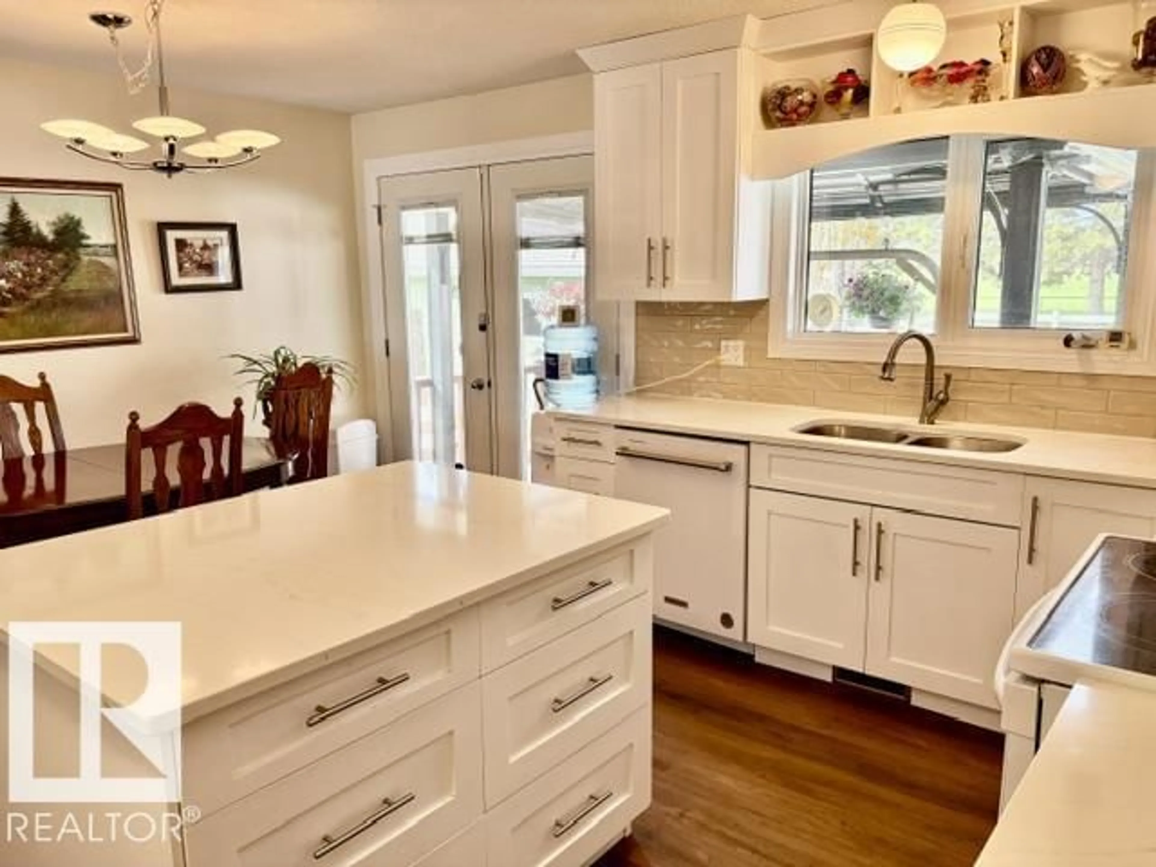 Open concept kitchen, unknown for 4805 53 AVE, Willingdon Alberta T0B4R0