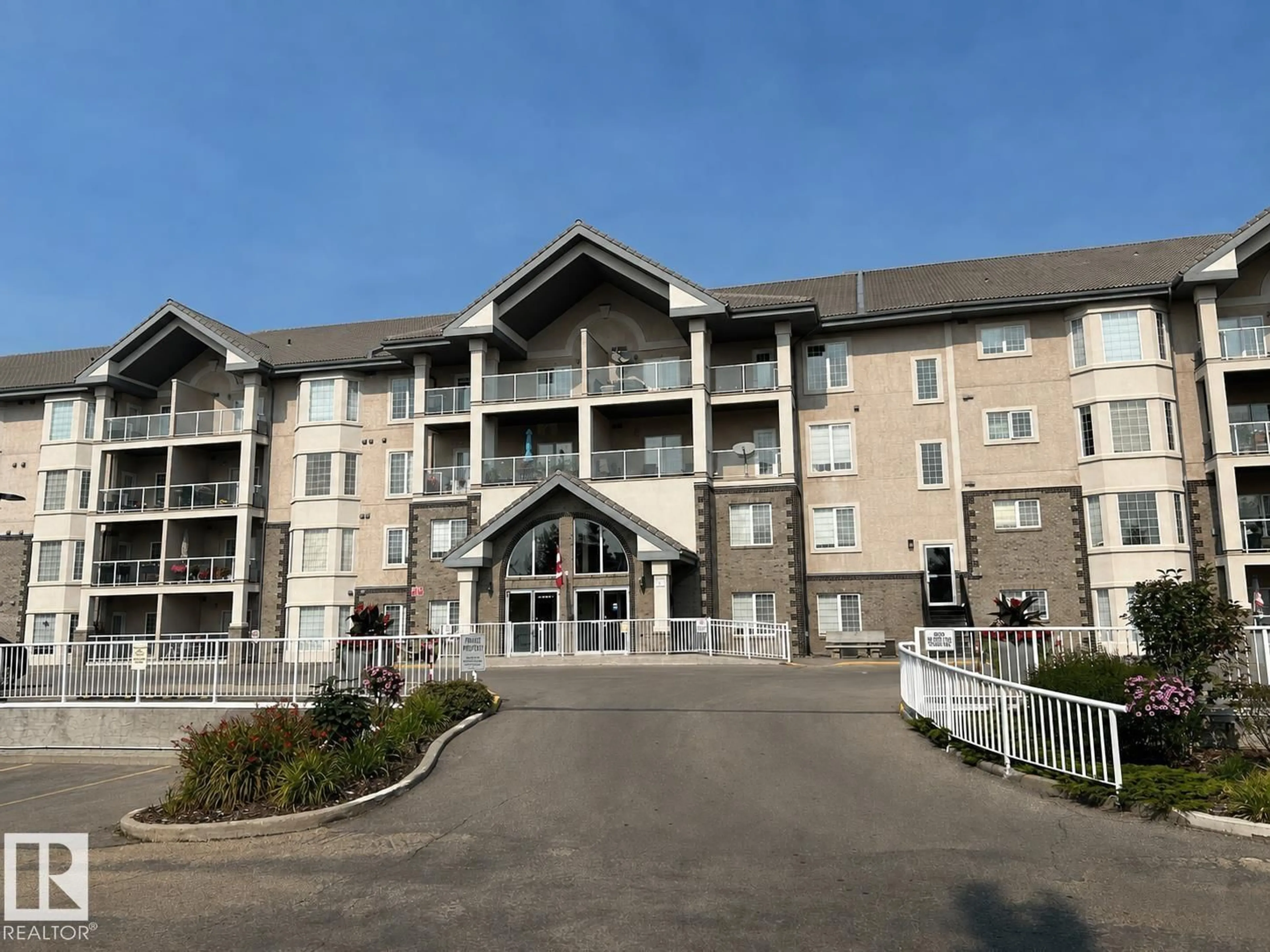 A pic from outside/outdoor area/front of a property/back of a property/a pic from drone, unknown for 401 - 612 111 ST, Edmonton Alberta T6W1R9