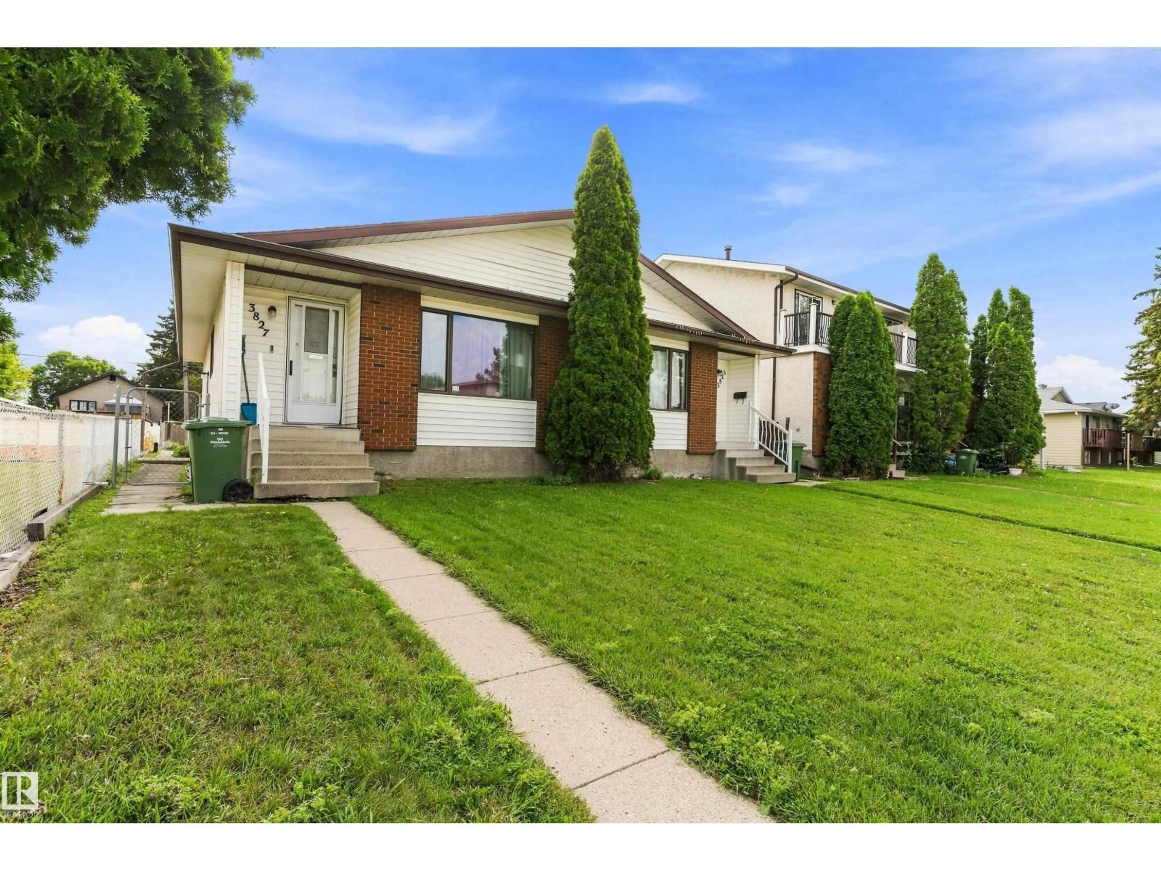 Unknown for 3825/27 53A ST, Wetaskiwin Alberta T9A2P5