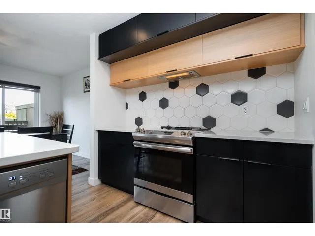 SW - 9104 PEAR DR, Edmonton 5