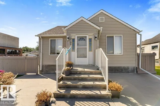 NW - 12106 77 ST, Edmonton 2