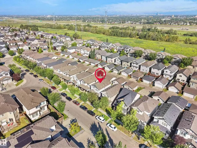 SW - 5190 1B AV, Edmonton 4