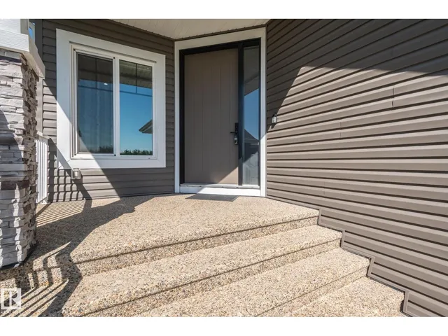 3711 HUMMINGBIRD WY, Edmonton 5