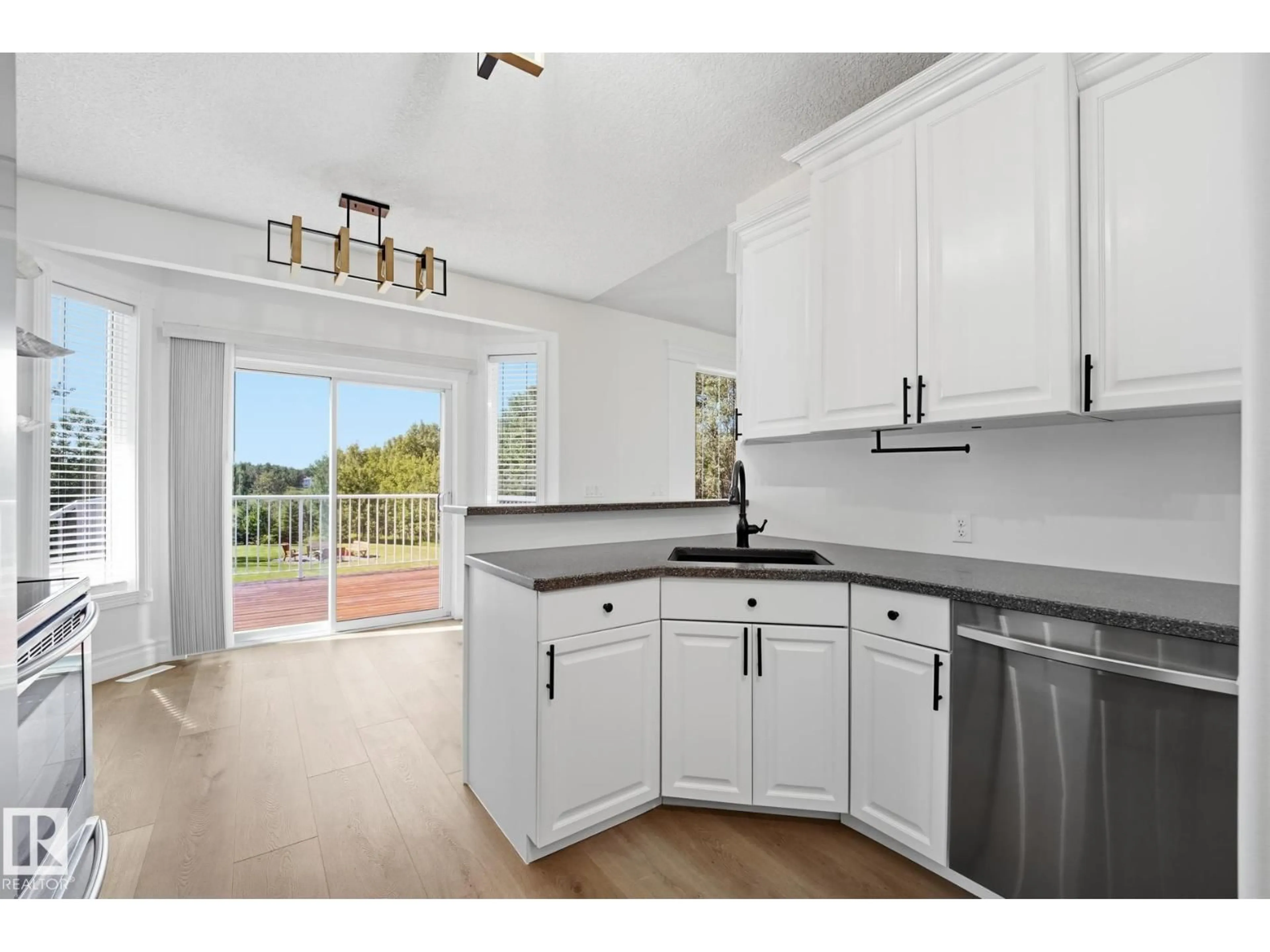 Open concept kitchen, unknown for 20212 - 433 TWP ROAD 510, Rural Strathcona County Alberta T8G1E4