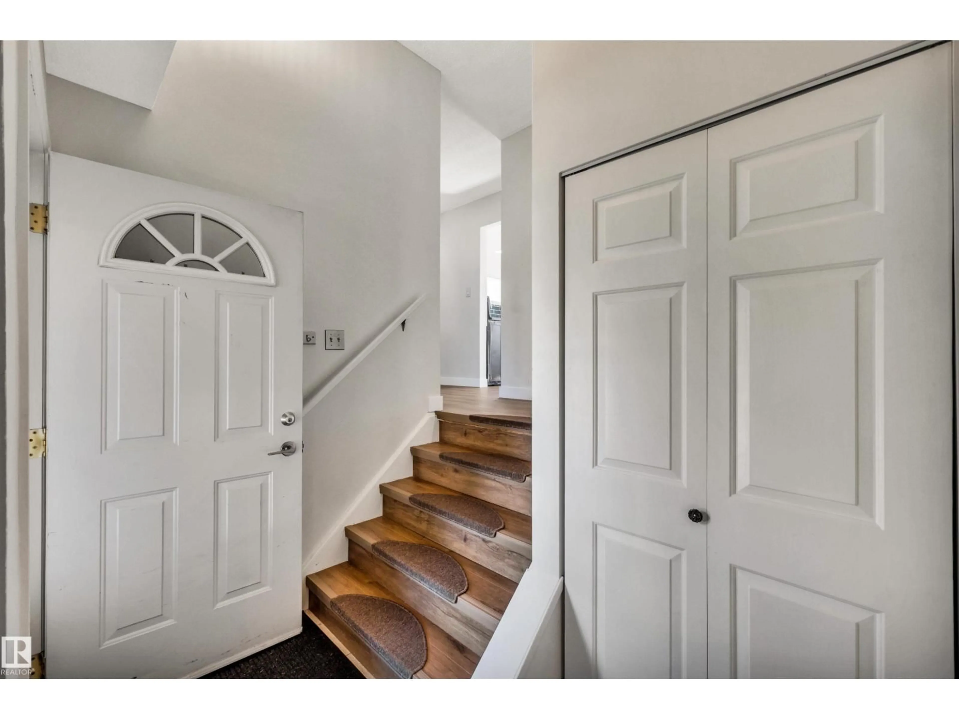Indoor entryway for NW - 10856 173 AV, Edmonton Alberta T5X3Z4