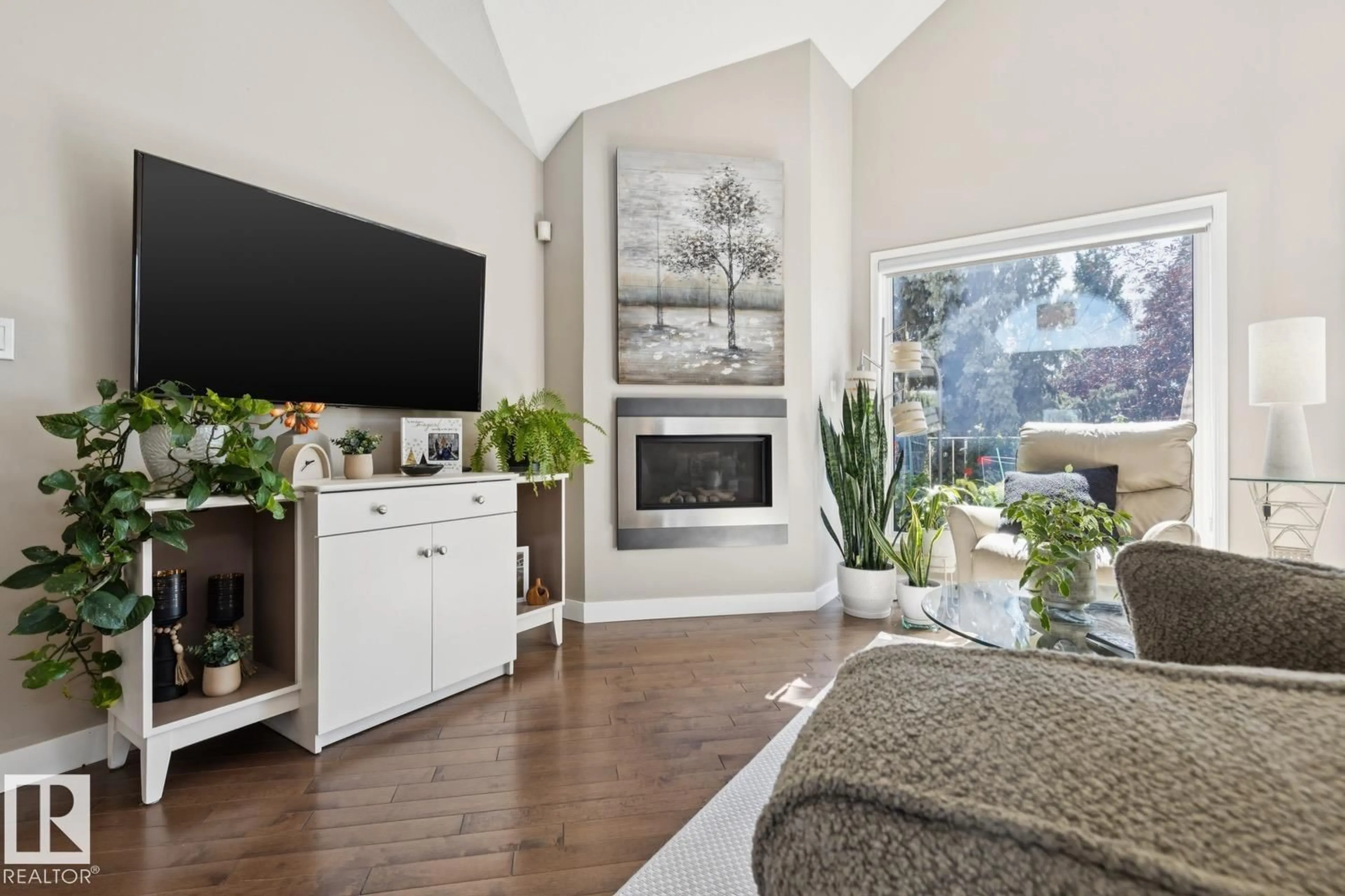 Living room with furniture, unknown for #8 - 11809 9B AV, Edmonton Alberta T6J7B6