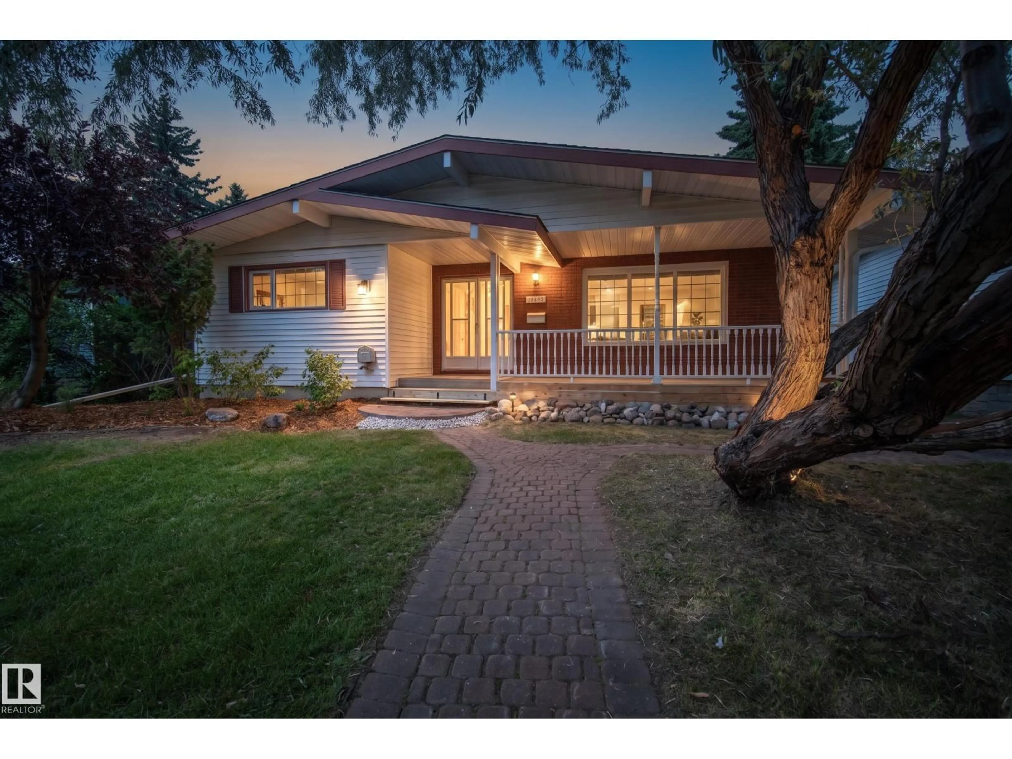 Home with brick exterior material, street for 11728 39 AV, Edmonton Alberta T6J0M9