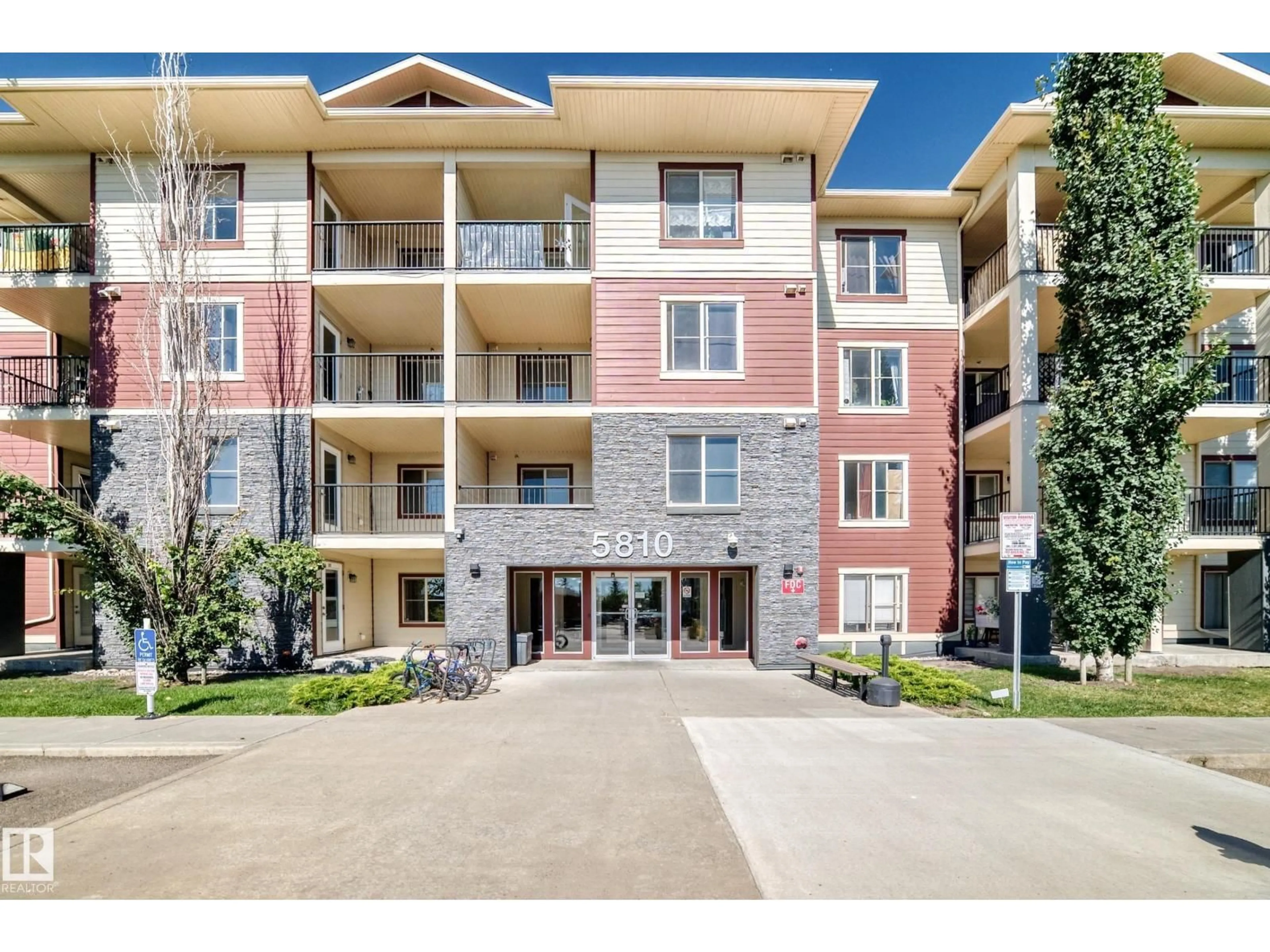 Unknown for 5810 - 218 MULLEN PL, Edmonton Alberta T6R0W3