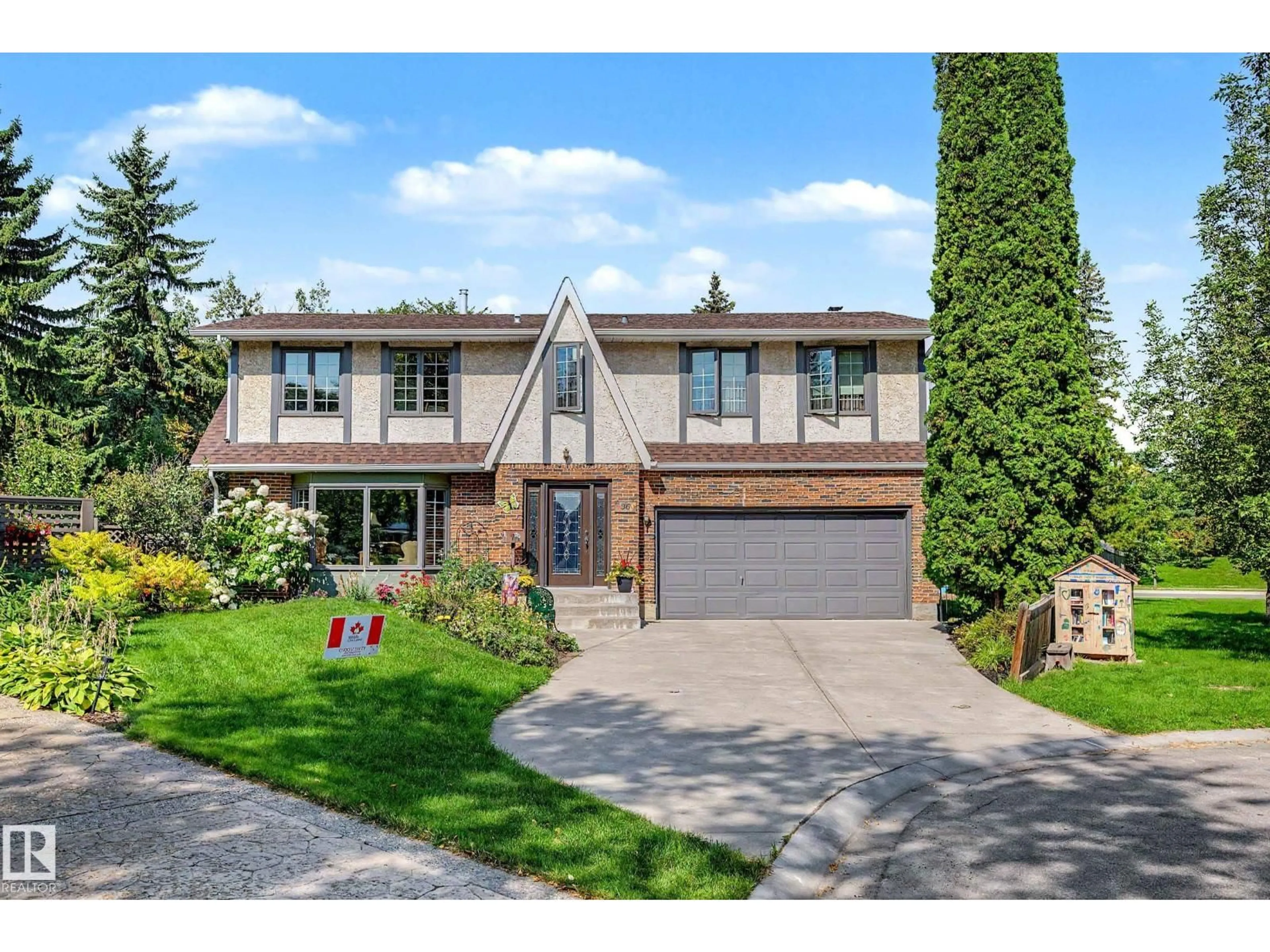Home with brick exterior material, street for 36 LODGEPOLE CR, St. Albert Alberta T8N2R7