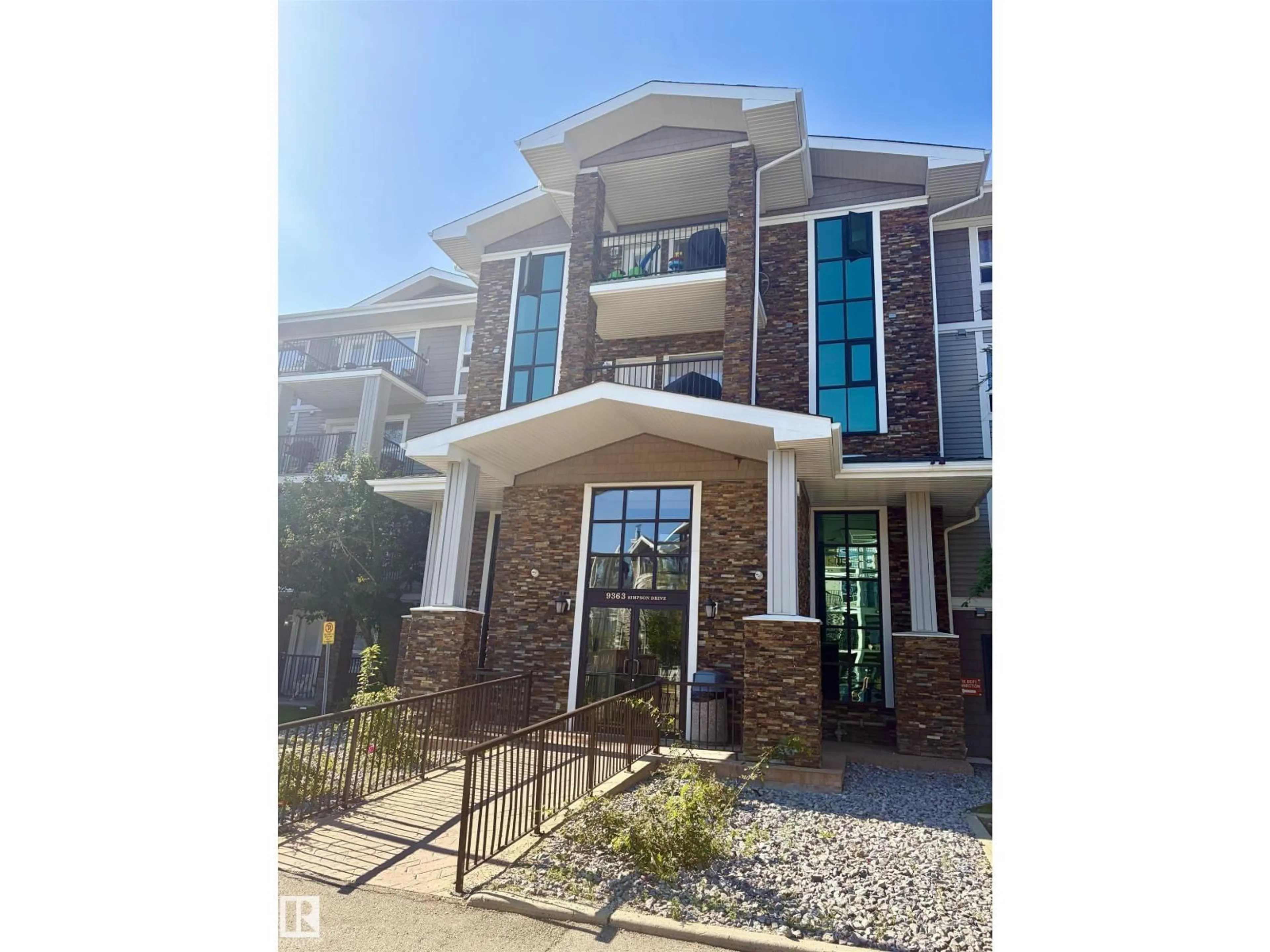 Home with brick exterior material, building for 1304 SIMPSON DR, Edmonton Alberta T6R0N2