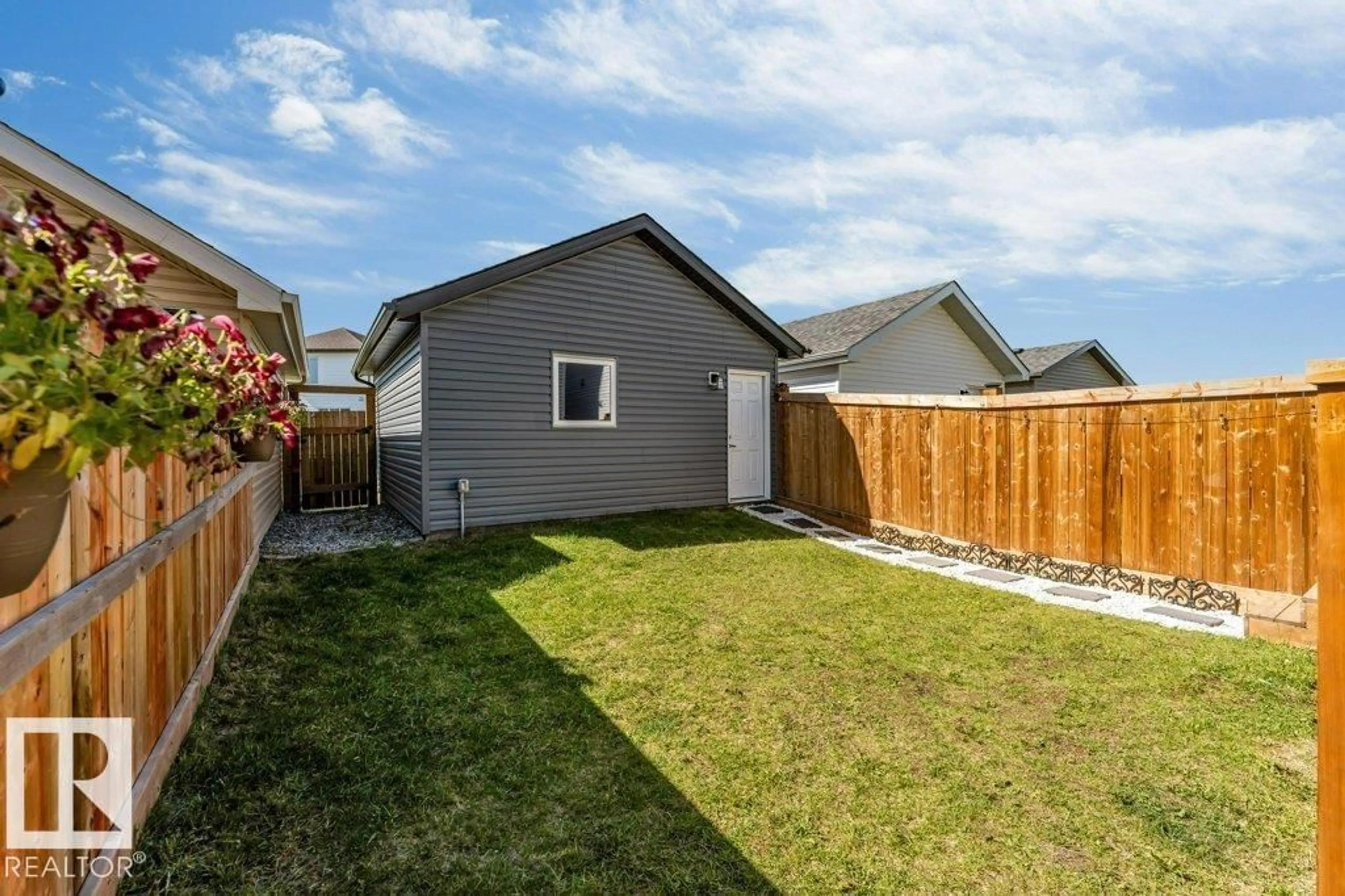 Unknown for 9445 COLAK LN, Edmonton Alberta T6W5G7