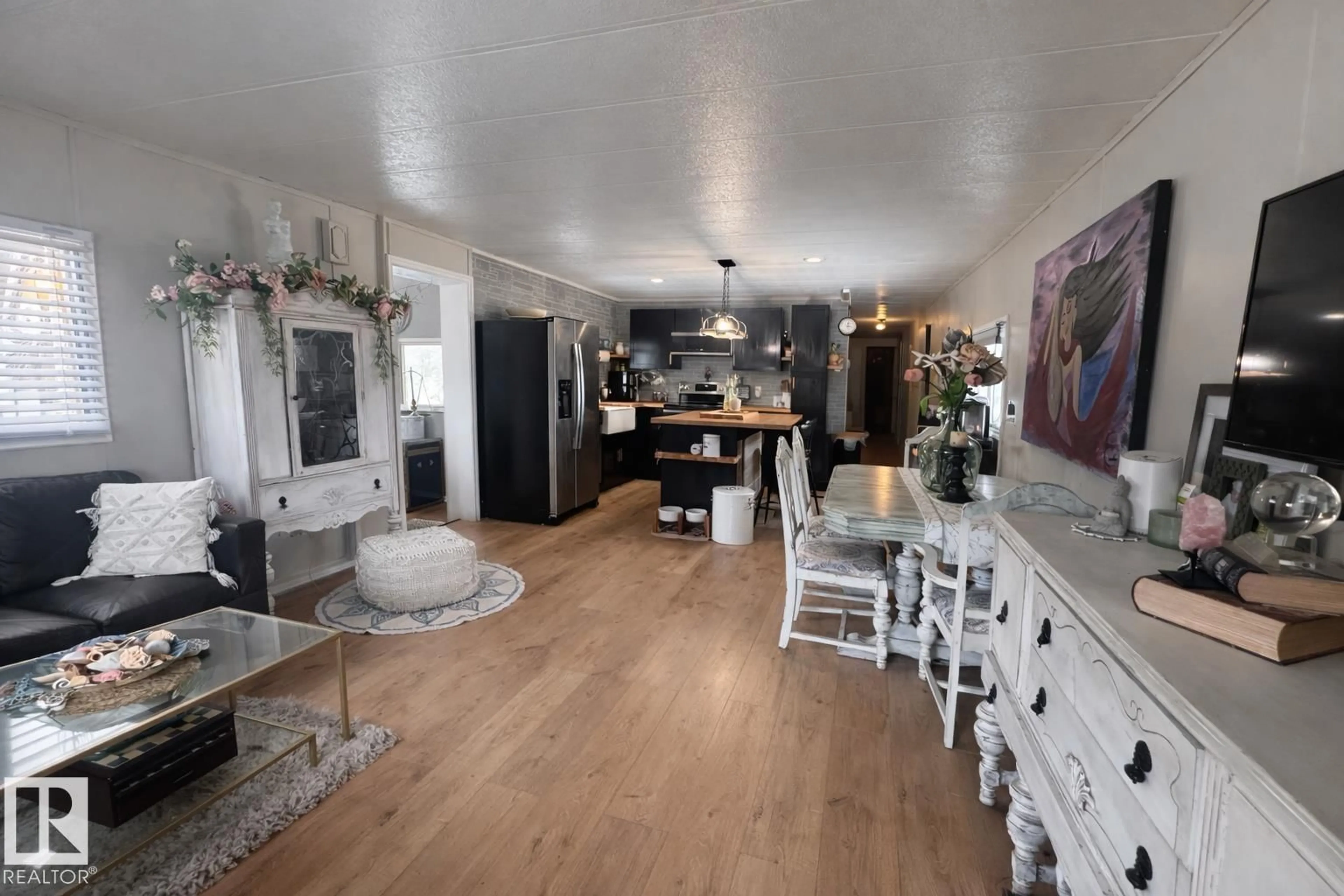 A pic of a room for #44 - 9501 104 AVE, Westlock Alberta T7P1M7