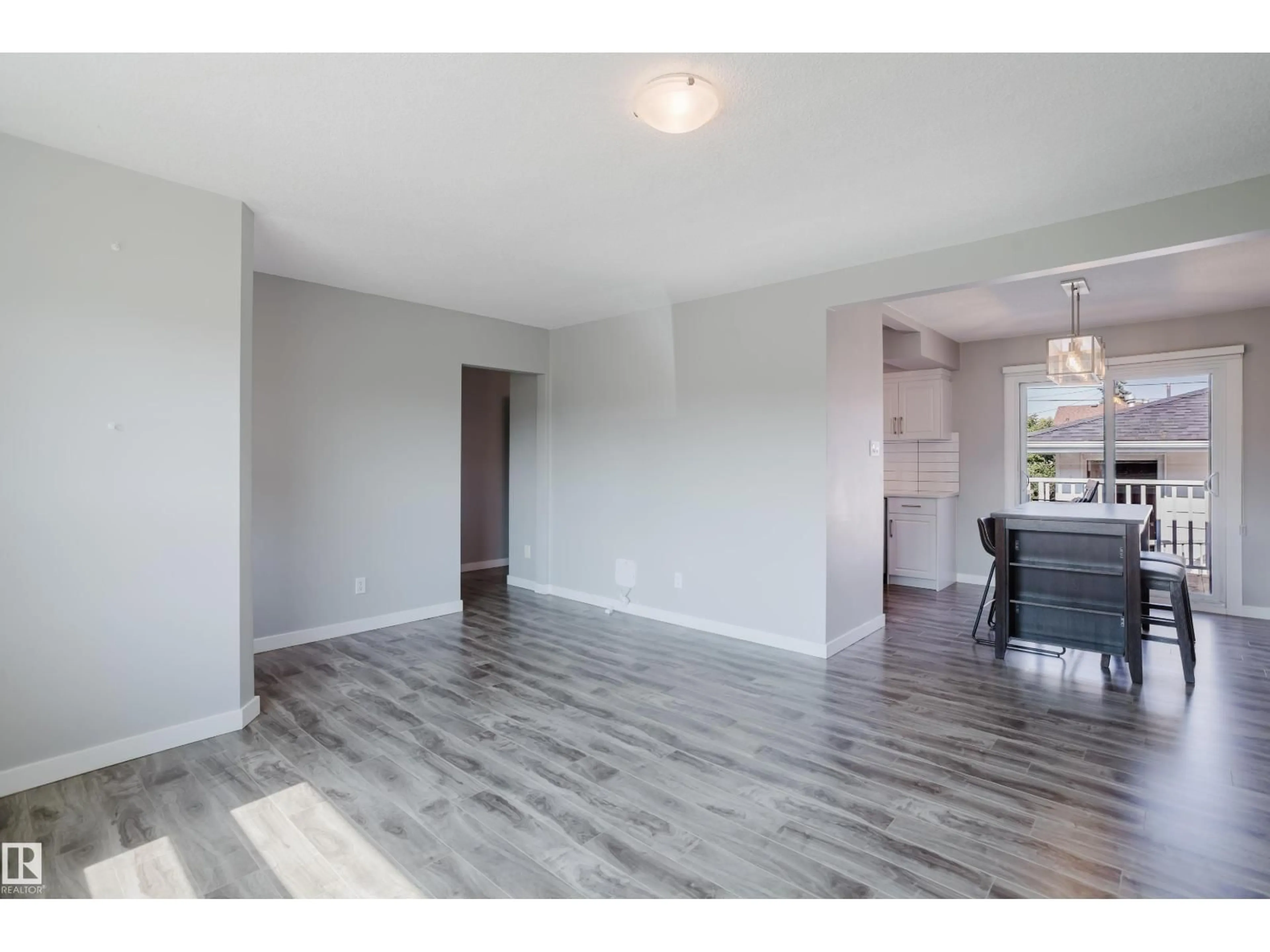 A pic of a room for 4708 106 AV, Edmonton Alberta T6A1E6