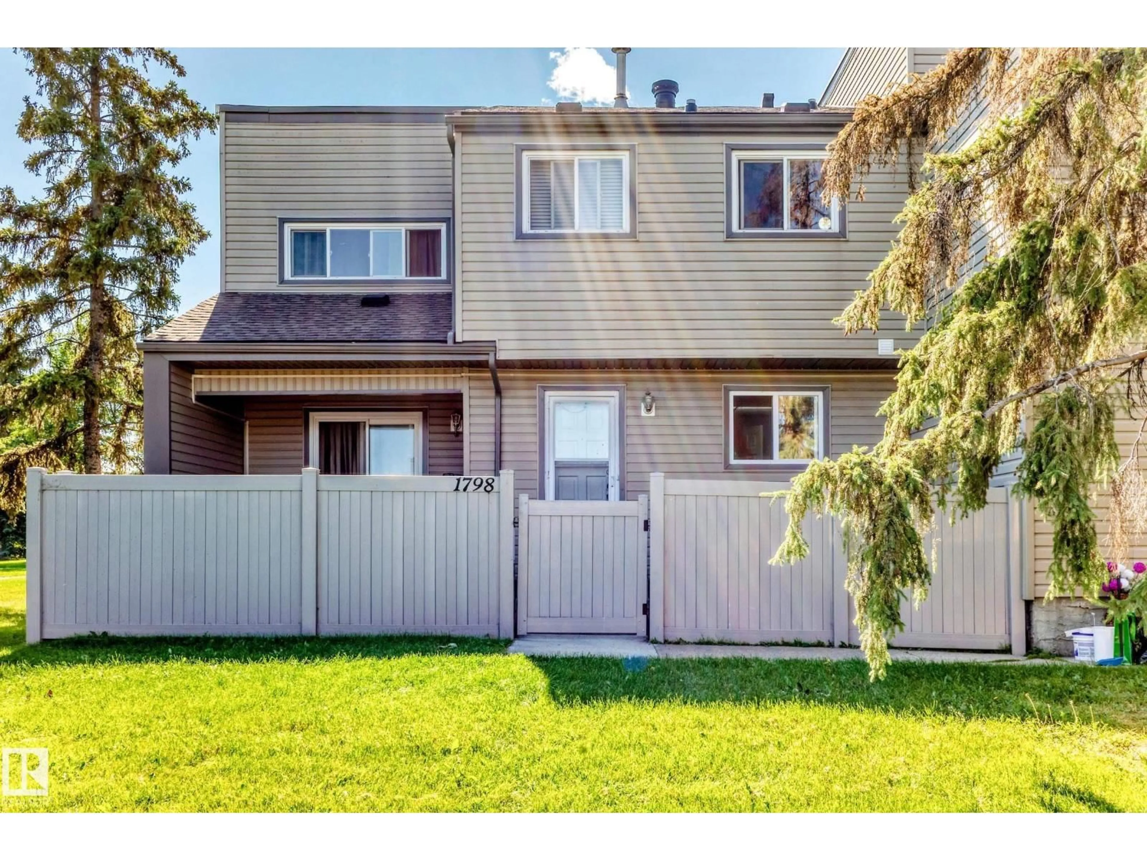 Home with vinyl exterior material, street for 1798 LAKEWOOD RD, Edmonton Alberta T6K3B6
