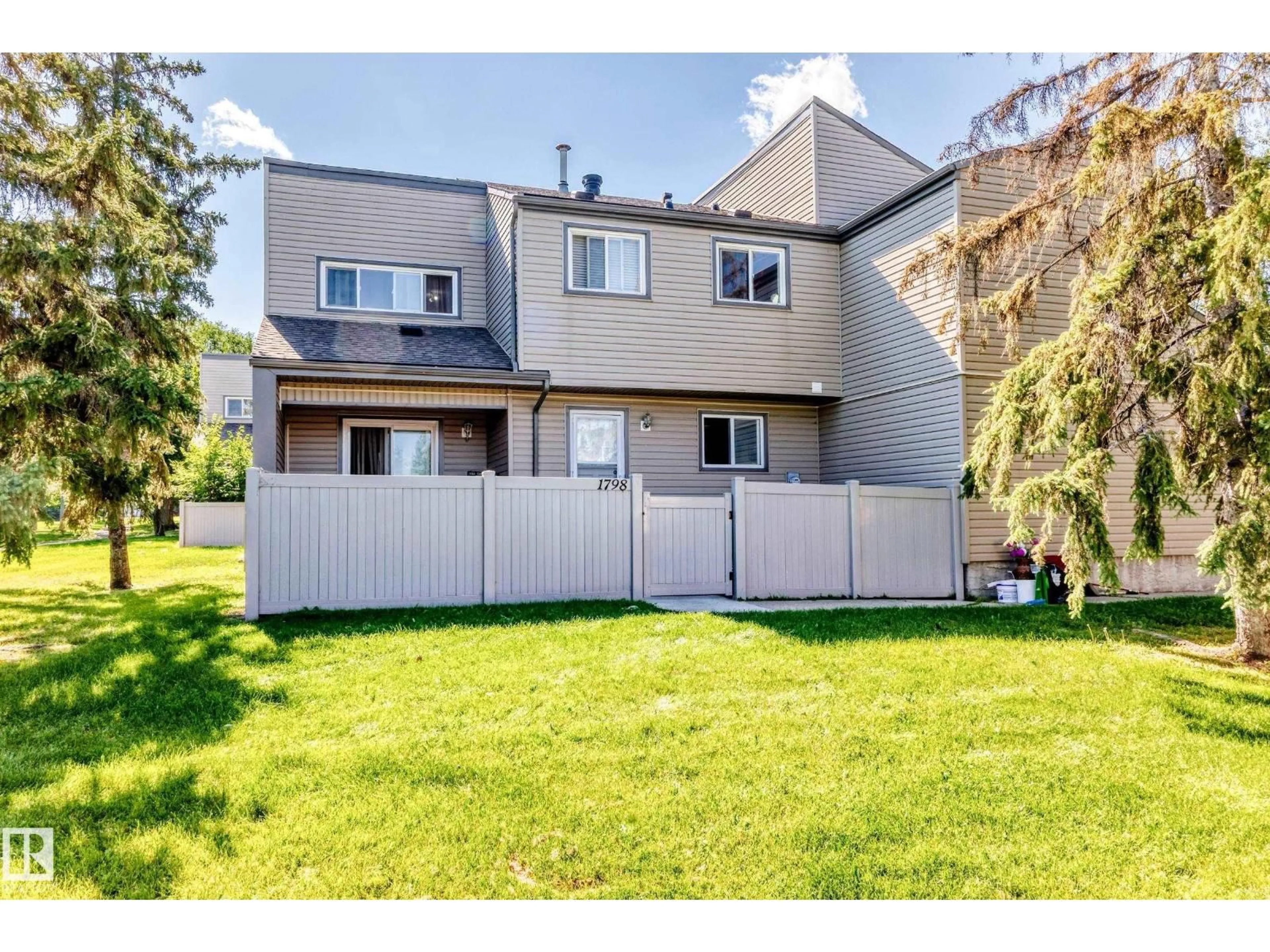 Unknown for 1798 LAKEWOOD RD, Edmonton Alberta T6K3B6
