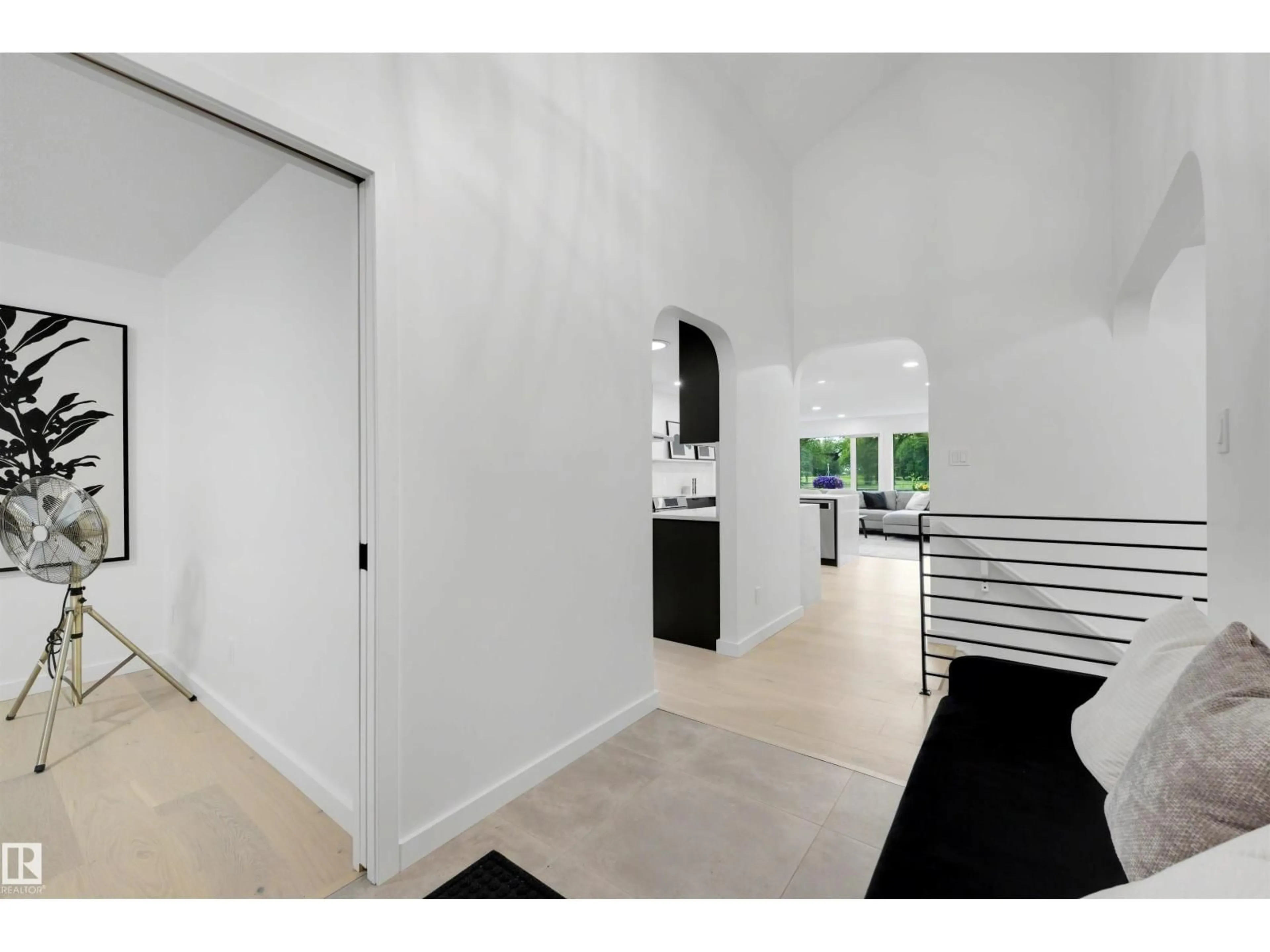 Unknown for 129 IRONWOOD PL, Edmonton Alberta T6J6R4