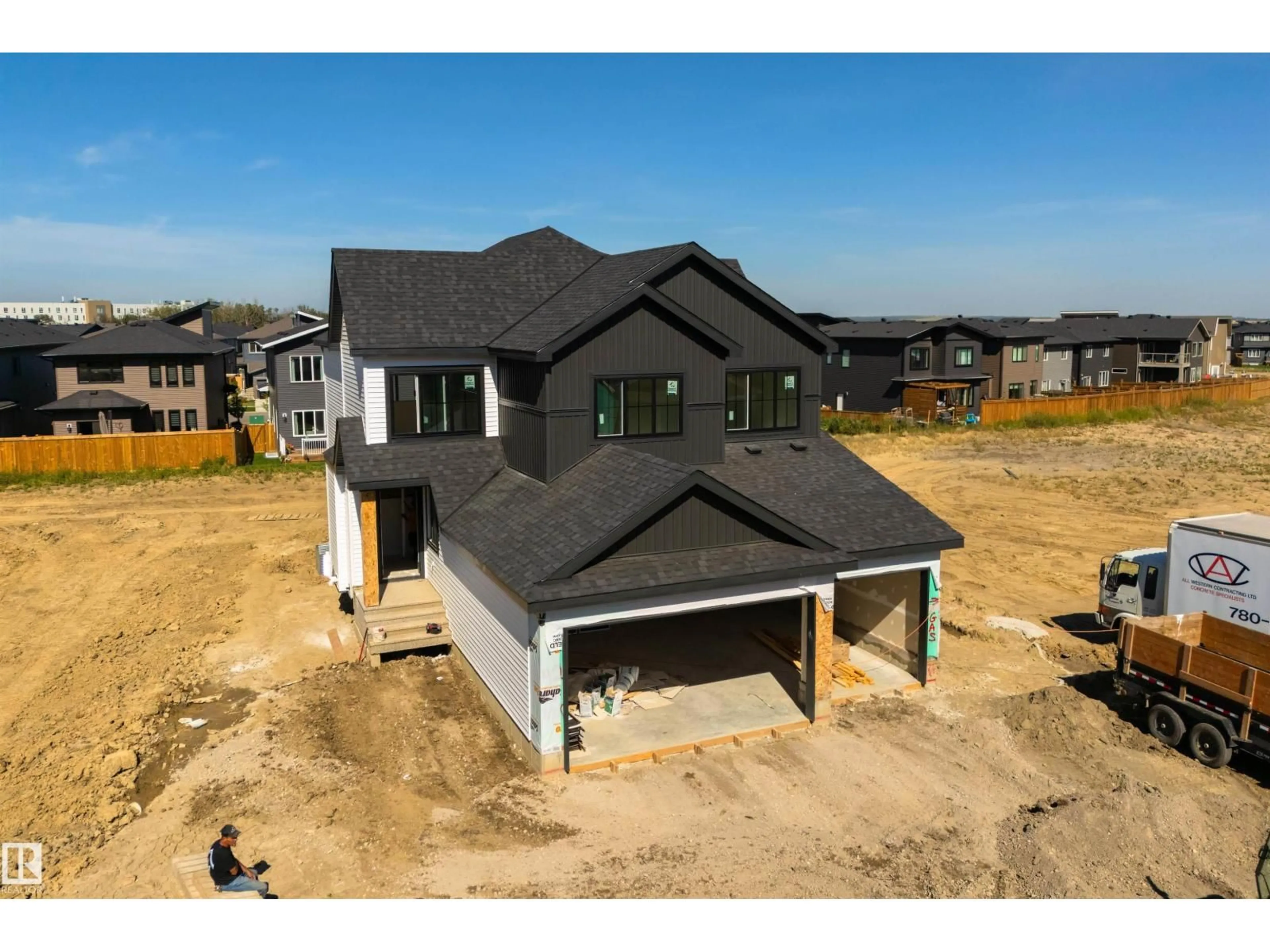 A pic from outside/outdoor area/front of a property/back of a property/a pic from drone, building for 42 SYDWYCK CIRCLE, Spruce Grove Alberta T7X1G6