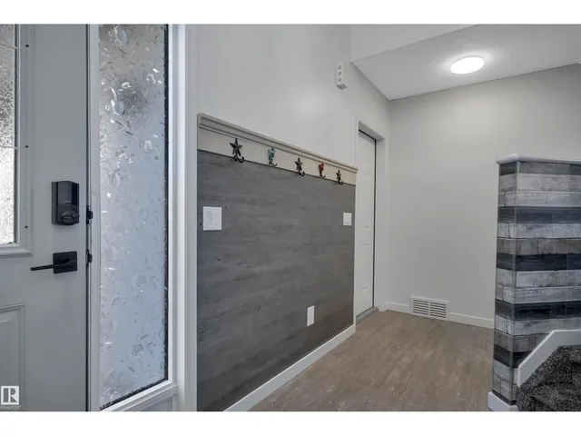 32 MEADOWVIEW DR, Leduc 5