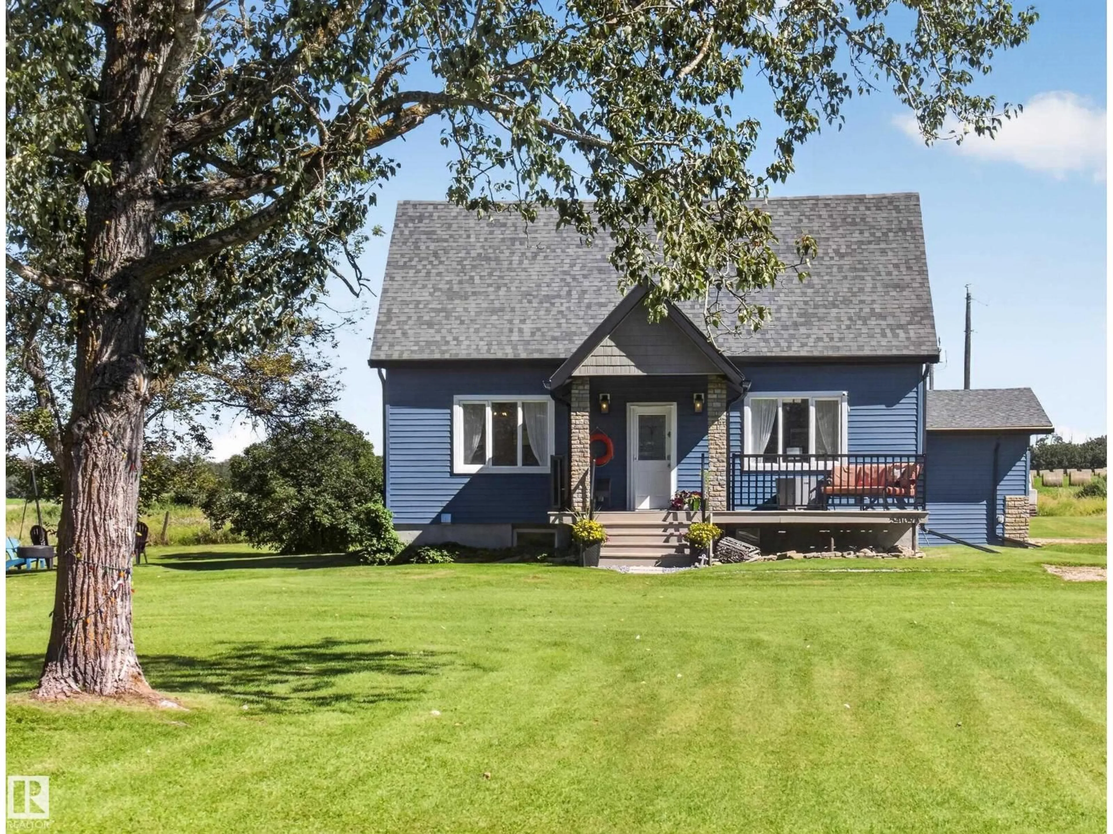 A pic from outside/outdoor area/front of a property/back of a property/a pic from drone, street for 54109A RANGE ROAD 34, Rural Lac Ste. Anne County Alberta T0E0A1