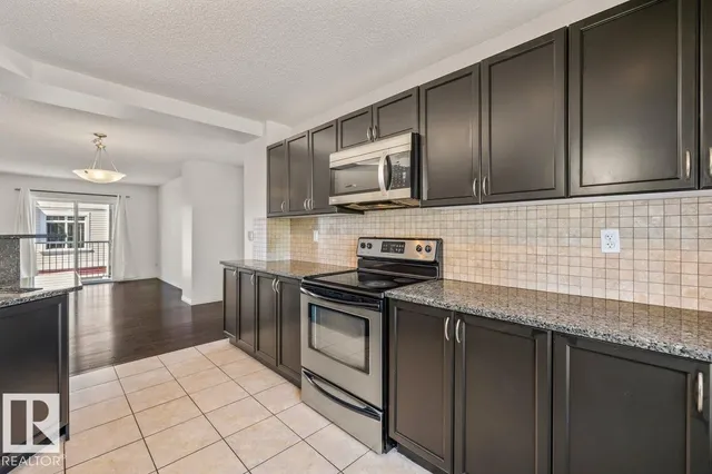 1804 70 ST, Edmonton 4