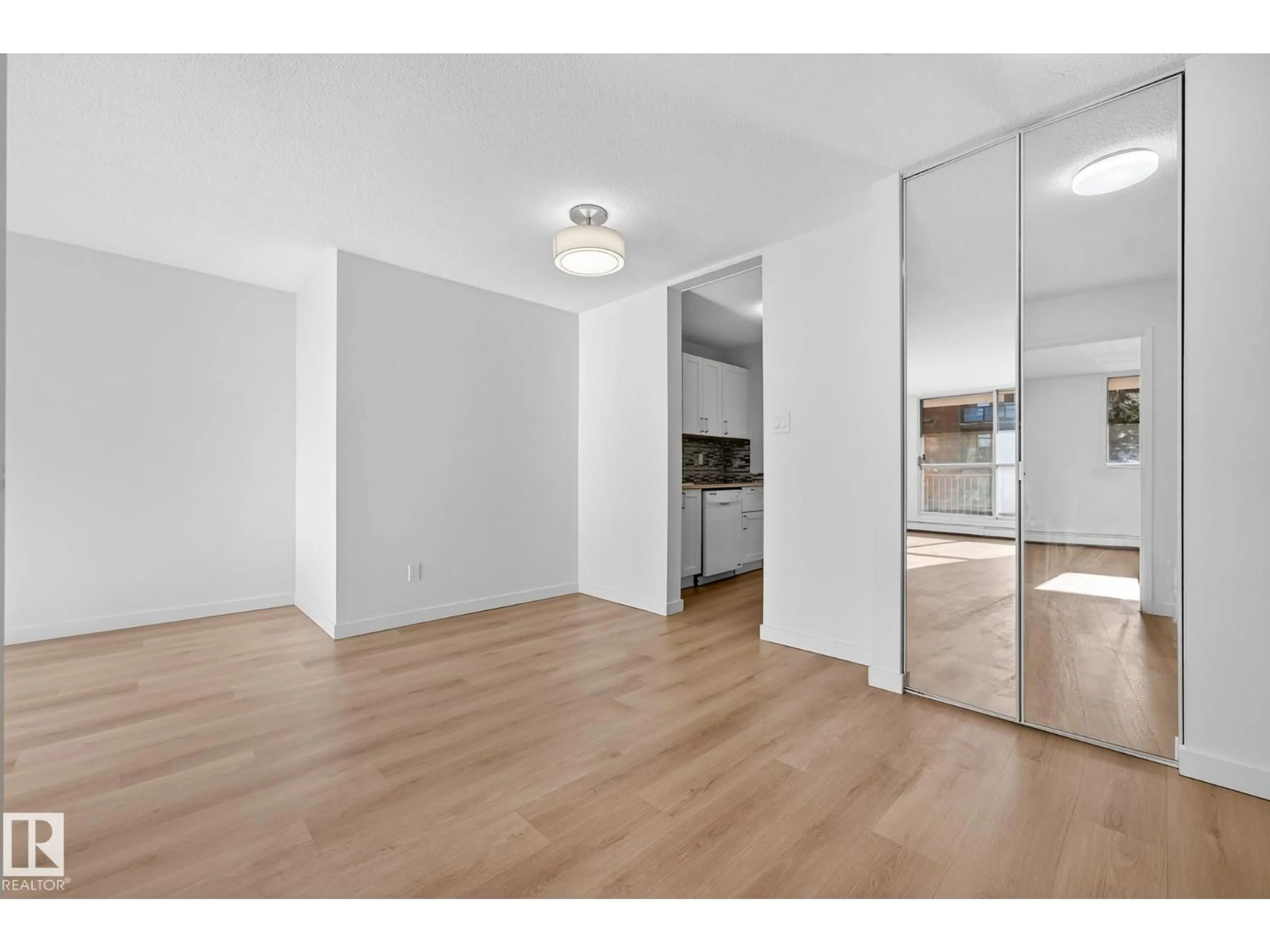 A pic of a room for 207 - 11007 83 AV, Edmonton Alberta T6G0T9