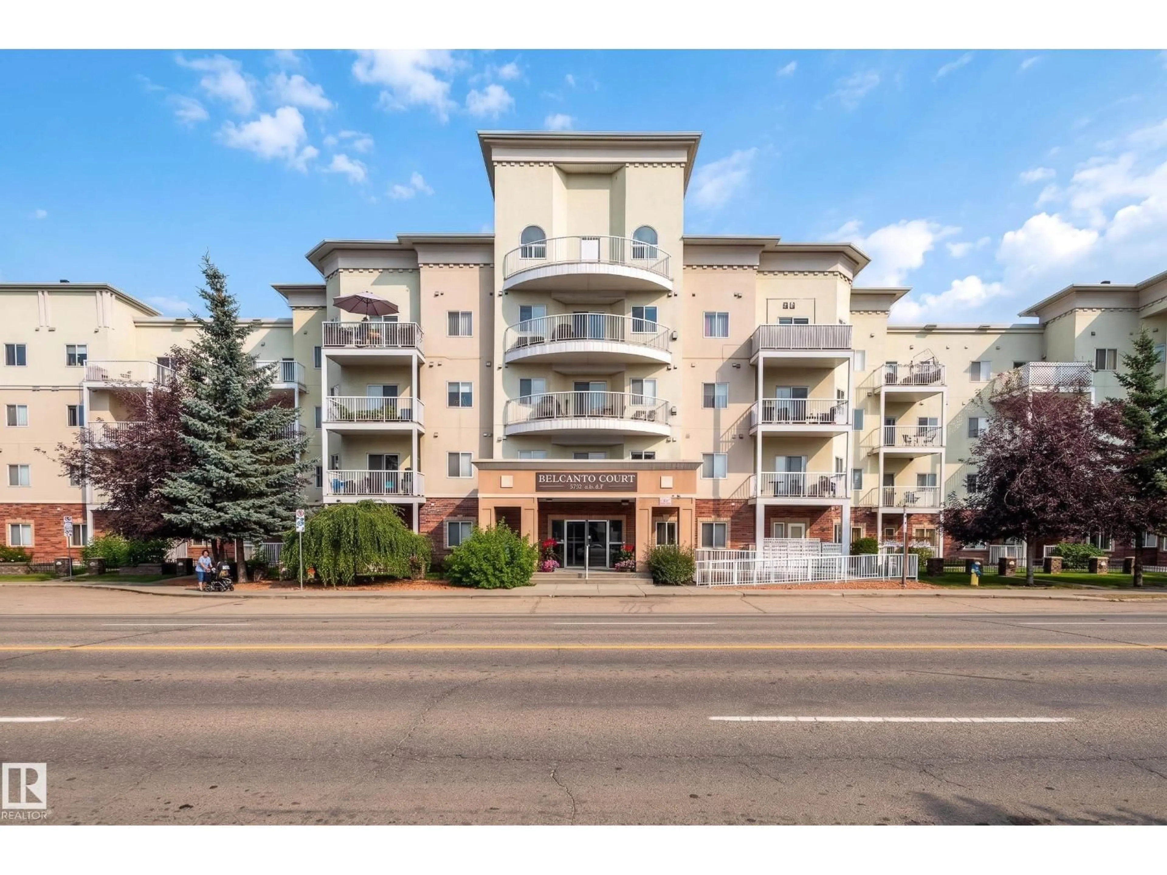 Unknown for 319 - 8528 82 AV, Edmonton Alberta T6C0Y8