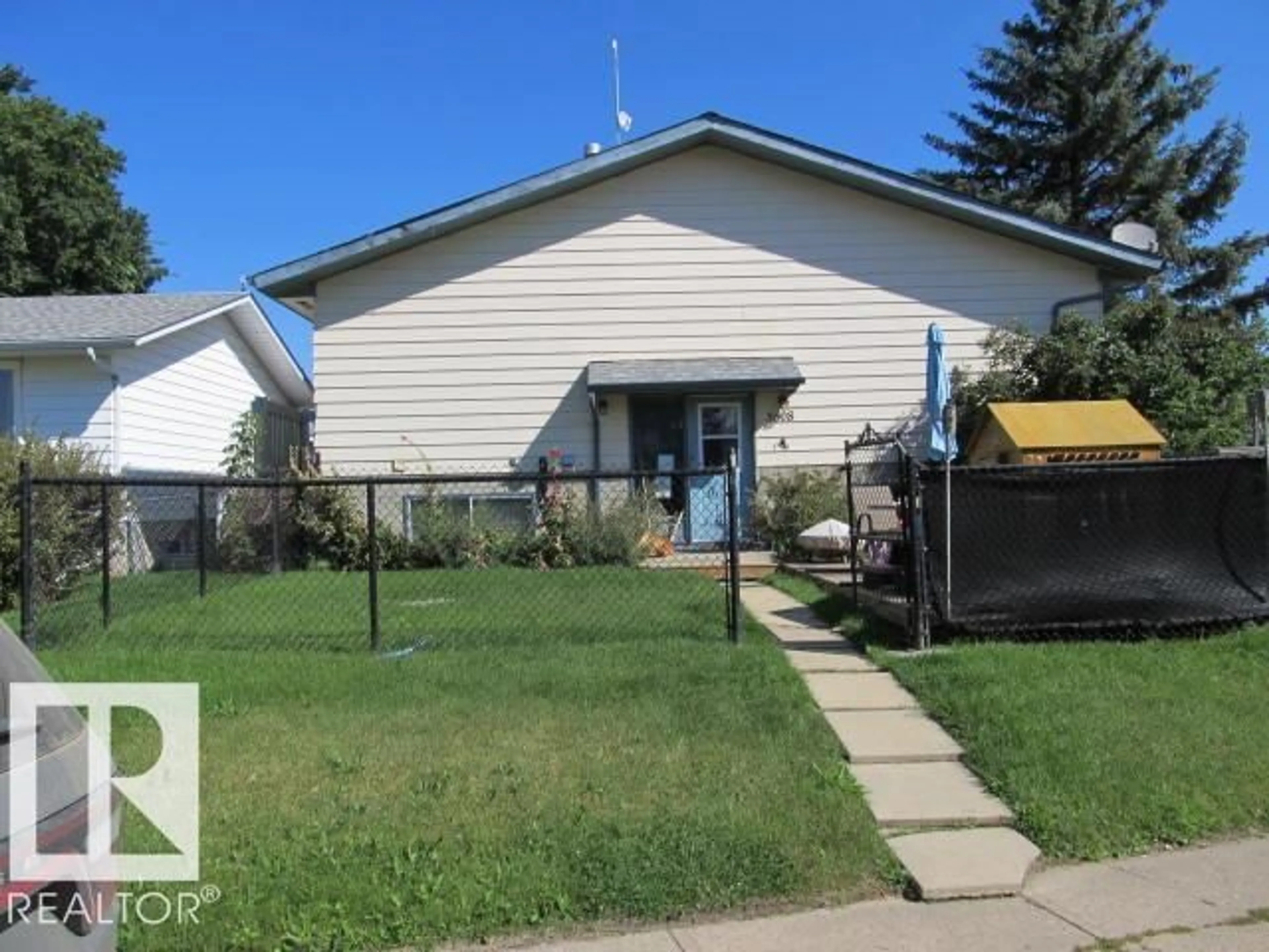 Unknown for 5608-5610 47 ST, Tofield Alberta T0B4J0