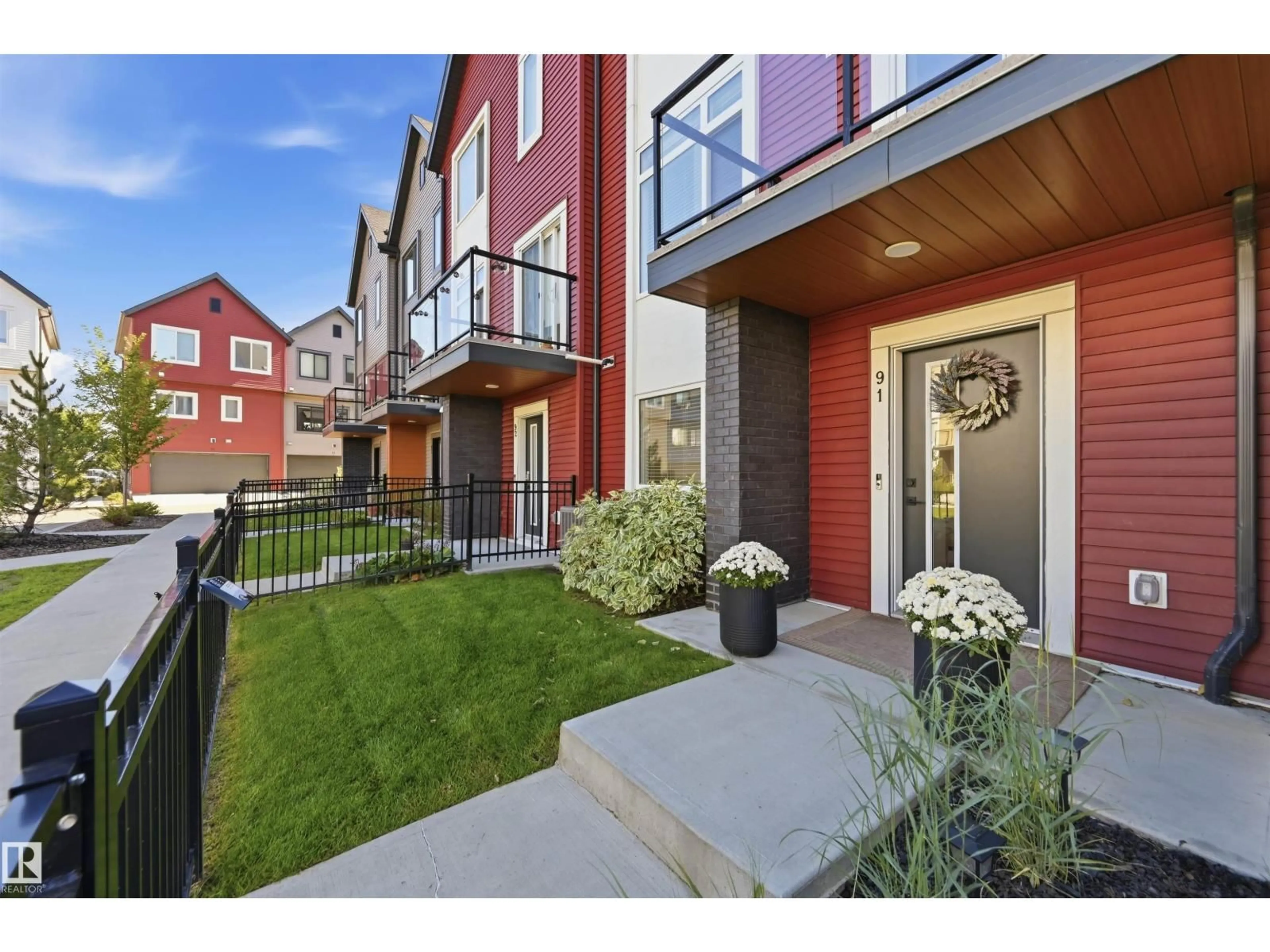 Patio, street for #91 - 1010 RABBIT HILL RD, Edmonton Alberta T6W4G7