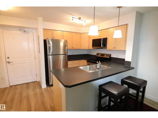 #308 - 3719 WHITELAW LN, Edmonton 5