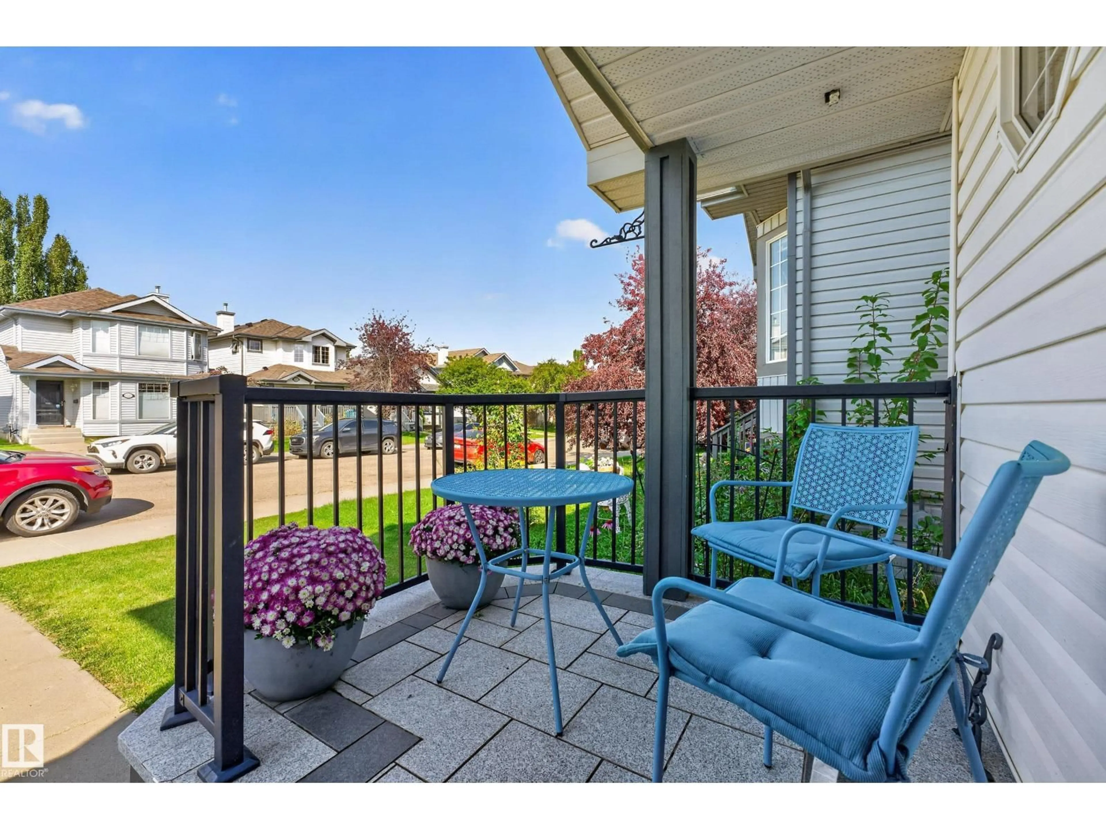 Patio, water/lake/river/ocean view for 1223 GILLESPIE CR, Edmonton Alberta T5T6M6