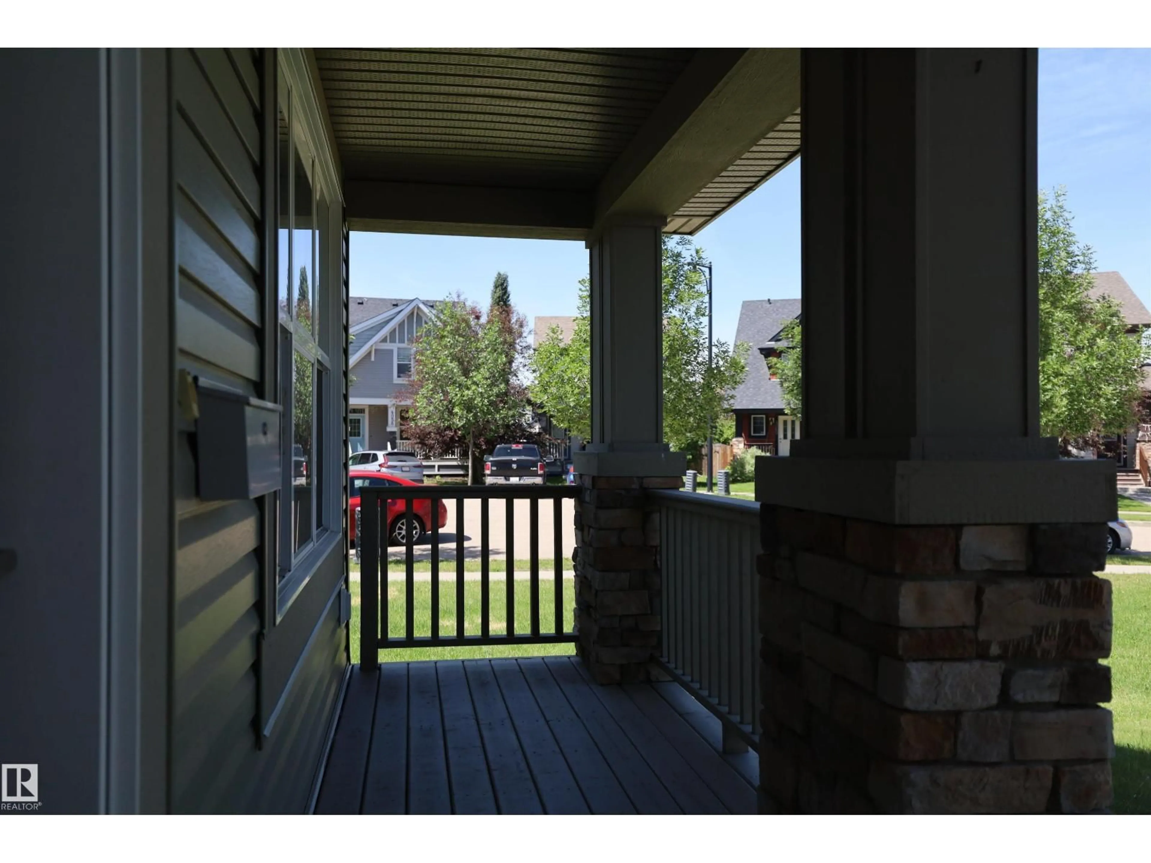 Unknown for 4044 ALEXANDER WY, Edmonton Alberta T6W2C6