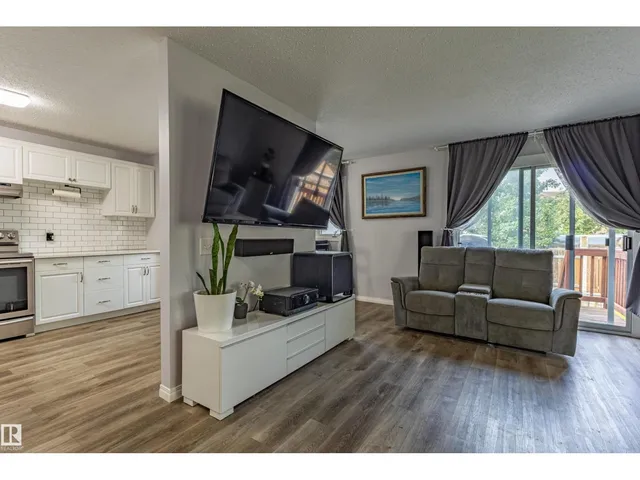 7408 180 STREET, Edmonton 5