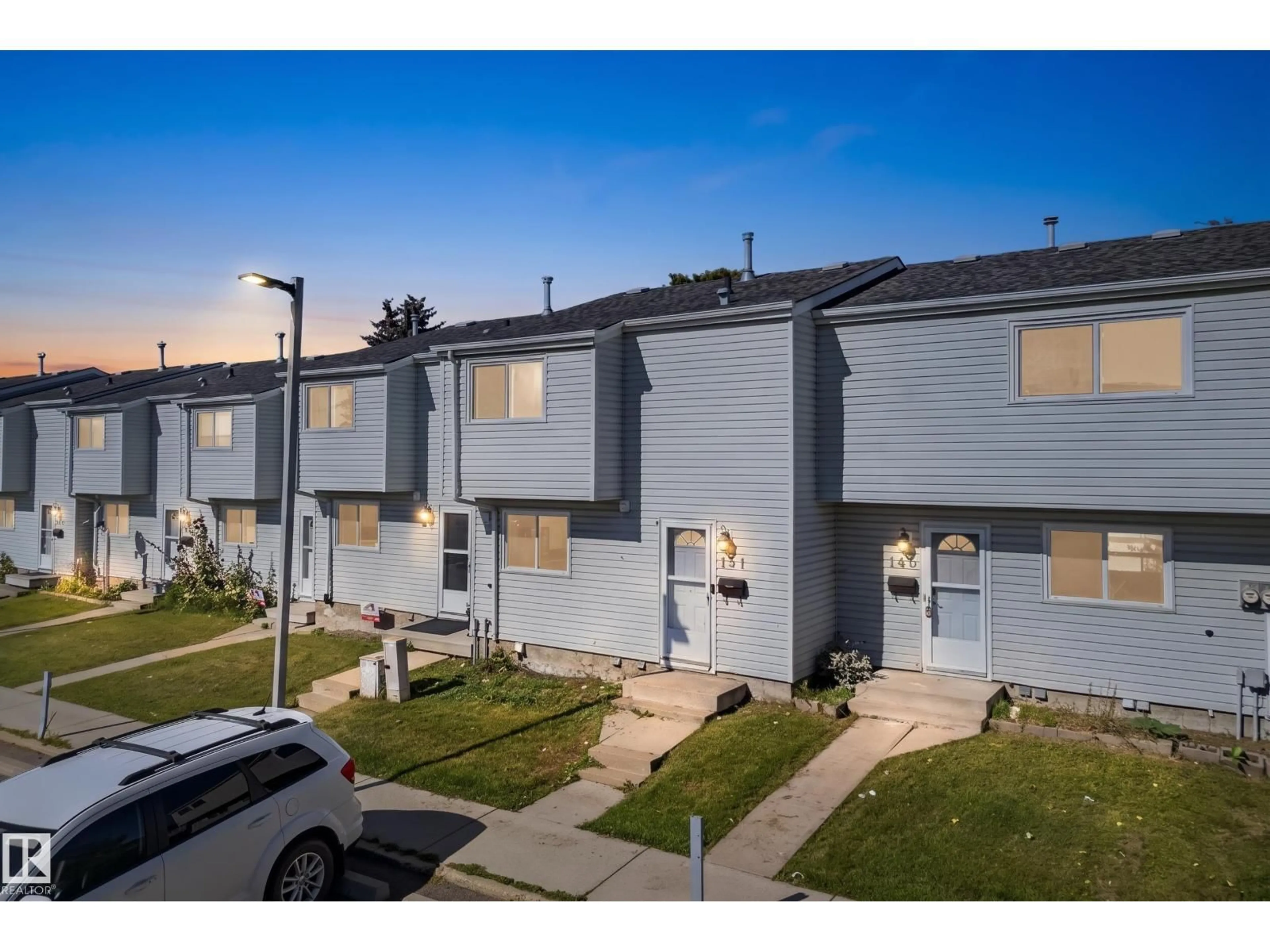 A pic from outside/outdoor area/front of a property/back of a property/a pic from drone, street for 141 DICKINSFIELD CO, Edmonton Alberta T5E5V8