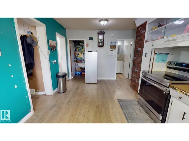 555022 RGE RD 152, Rural Two Hills County 5
