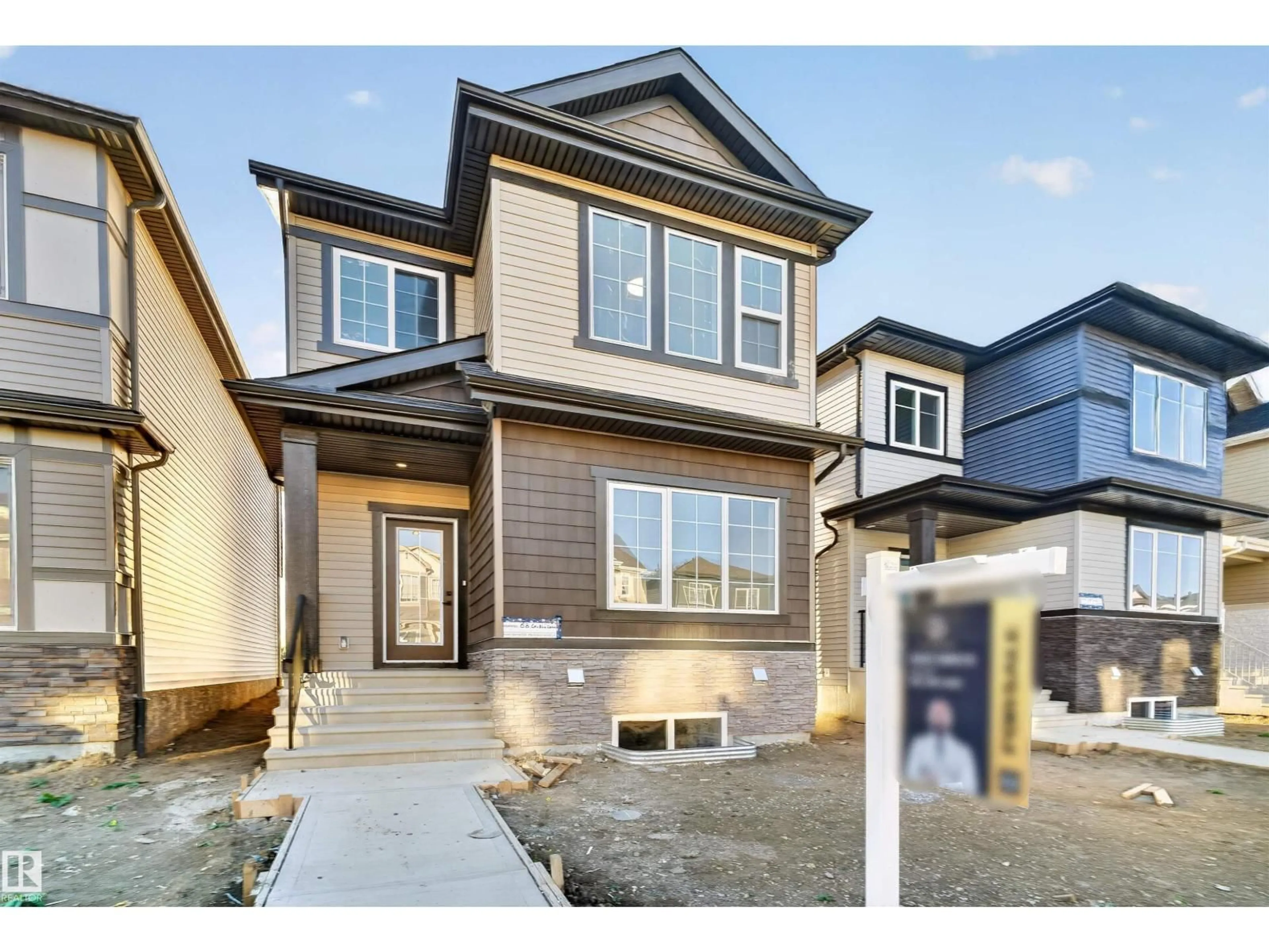 Home with vinyl exterior material, street for 68 COVELL CM, Spruce Grove Alberta T7X0Y7