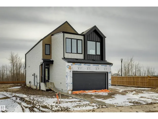 3035 5 AV, Edmonton 2