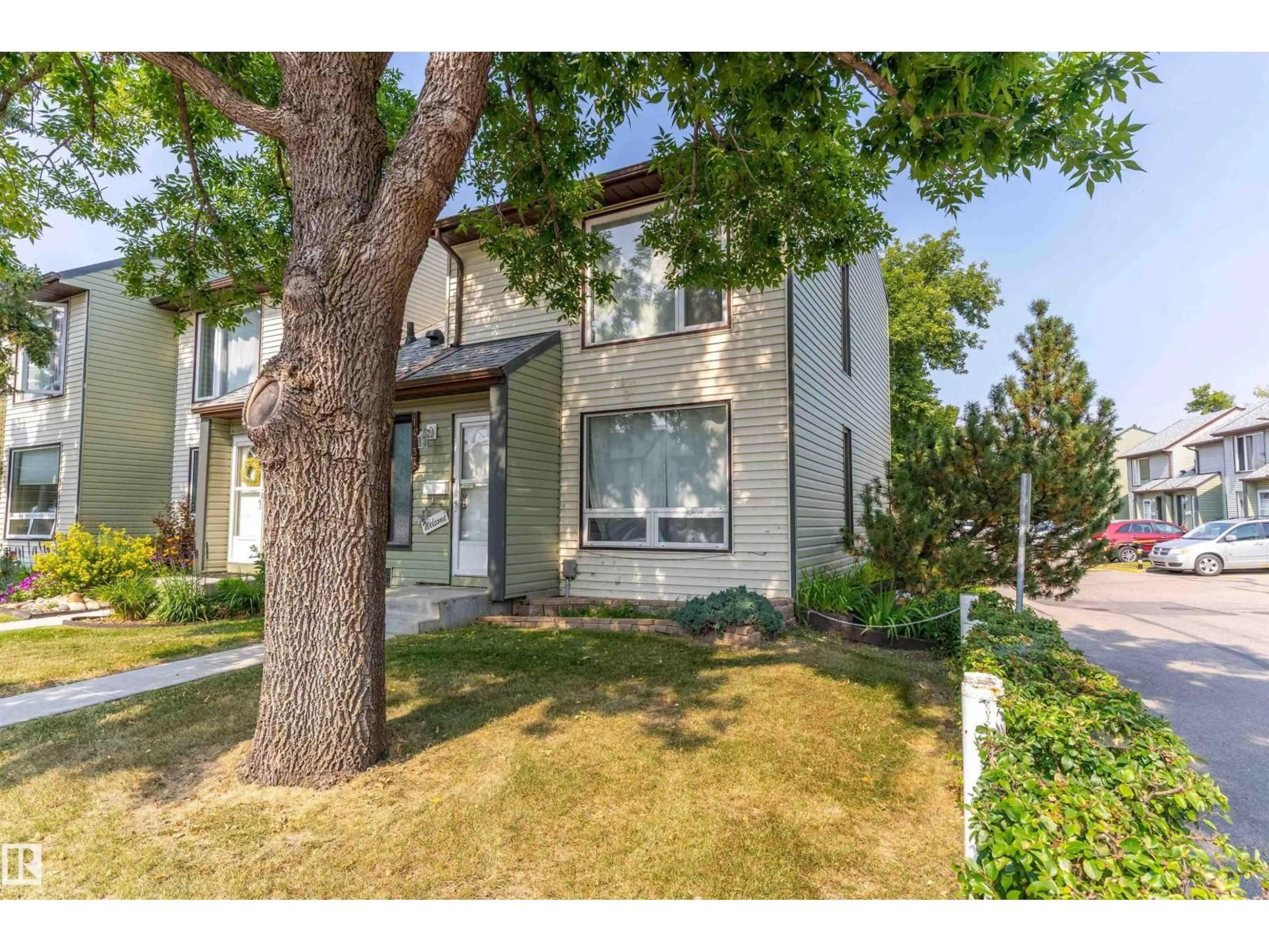 Unknown for NW - 14737 25 ST, Edmonton Alberta T5Y2E8